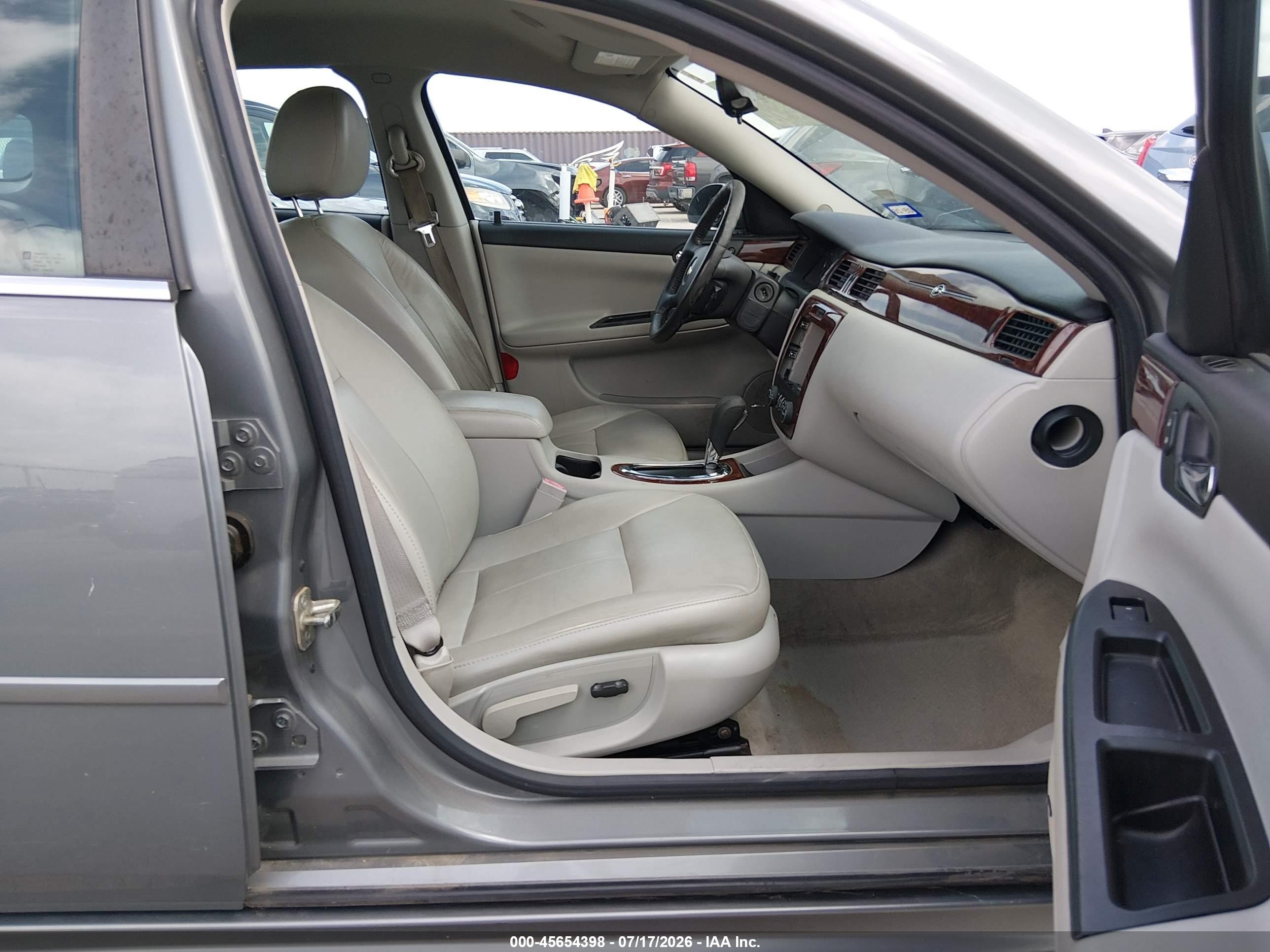 2009 Chevrolet Impala Lt Gray vin: 2G1WT57K791223846