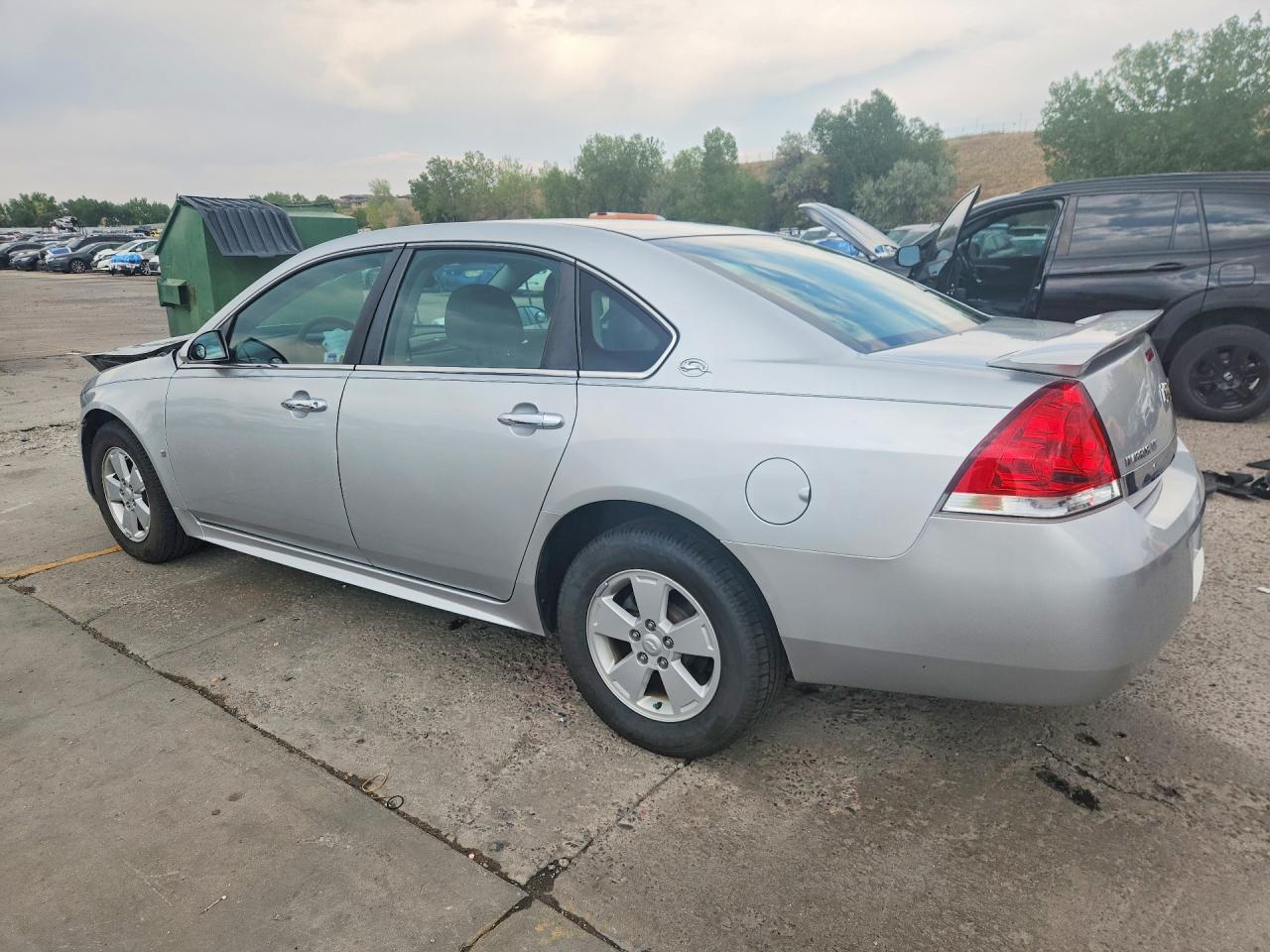 2009 Chevrolet Impala 1lt Silver vin: 2G1WT57K891144833