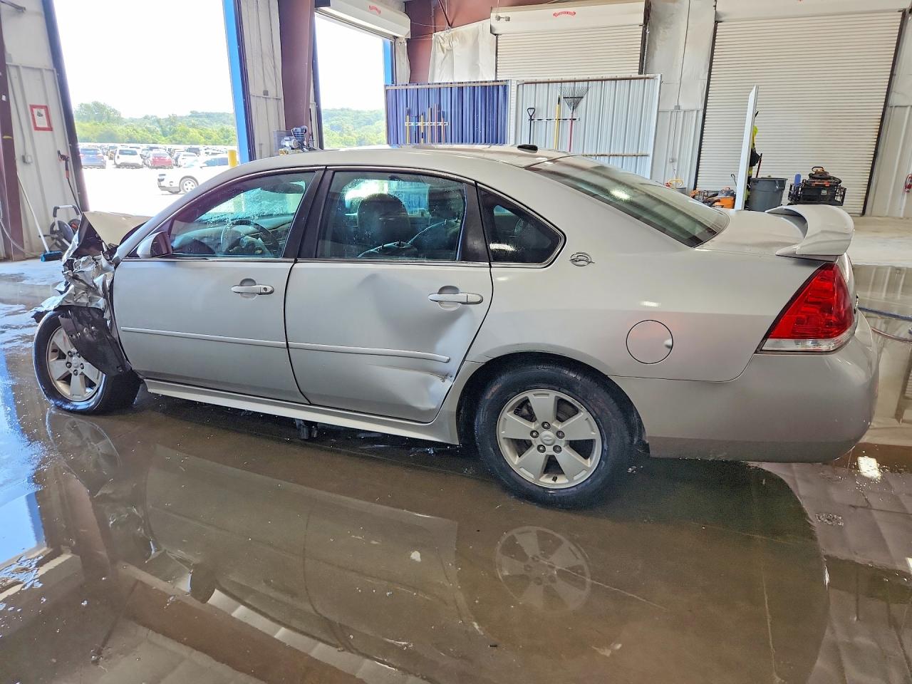 2009 Chevrolet Impala 1lt Silver vin: 2G1WT57K991224464