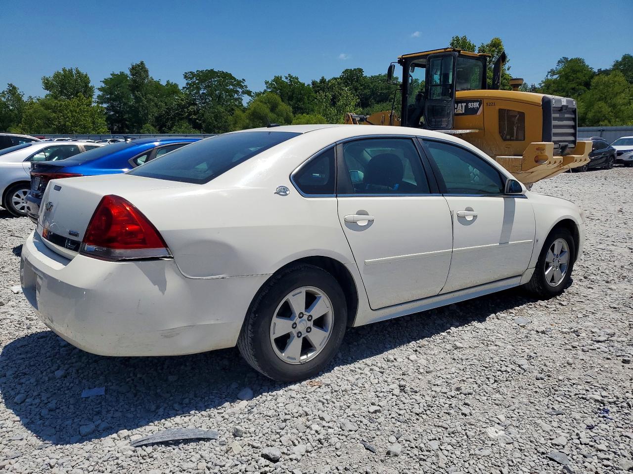 2009 Chevrolet Impala 1lt White vin: 2G1WT57K991248201