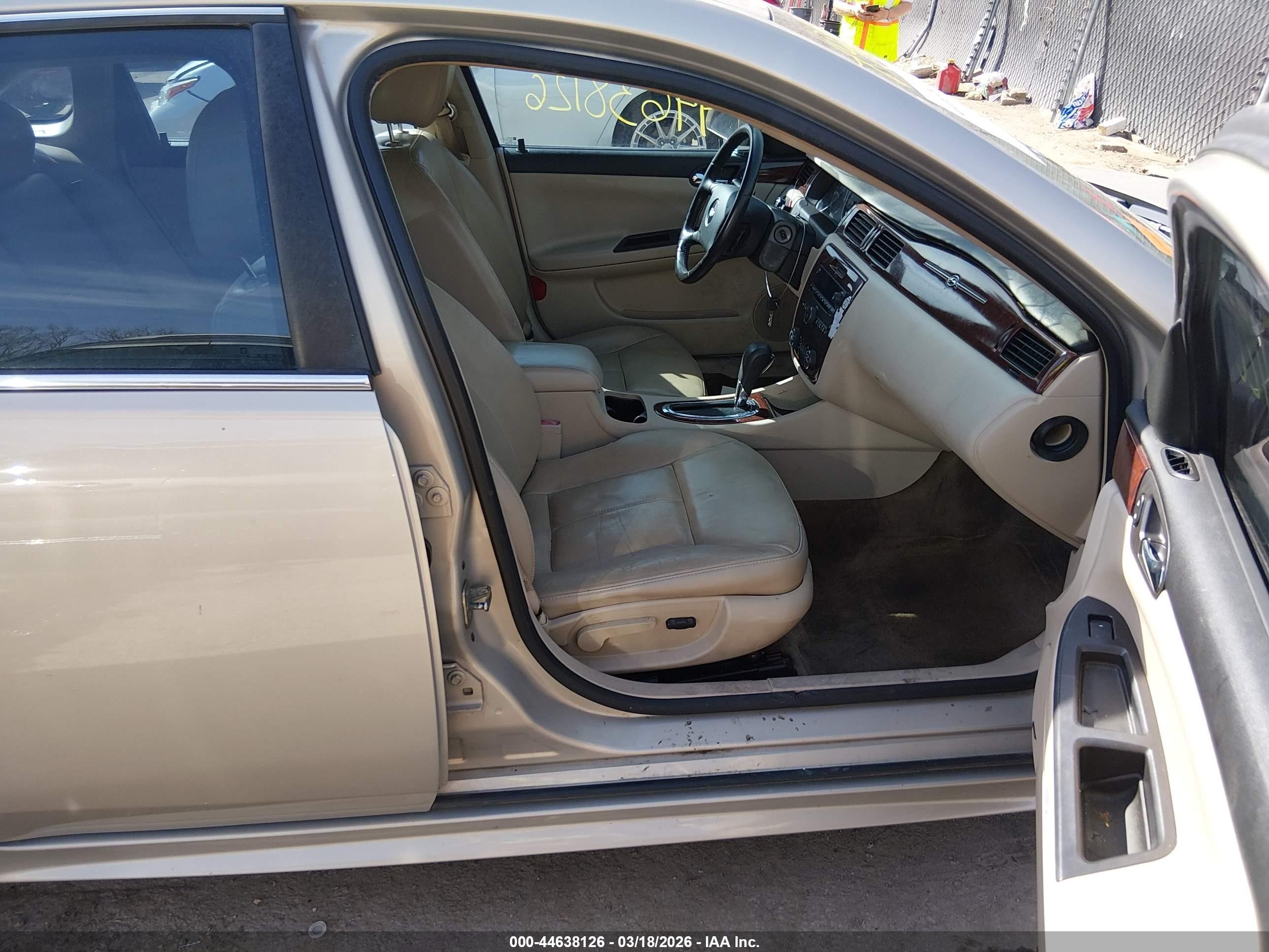 2009 Chevrolet Impala Lt Silver vin: 2G1WT57KX91126236