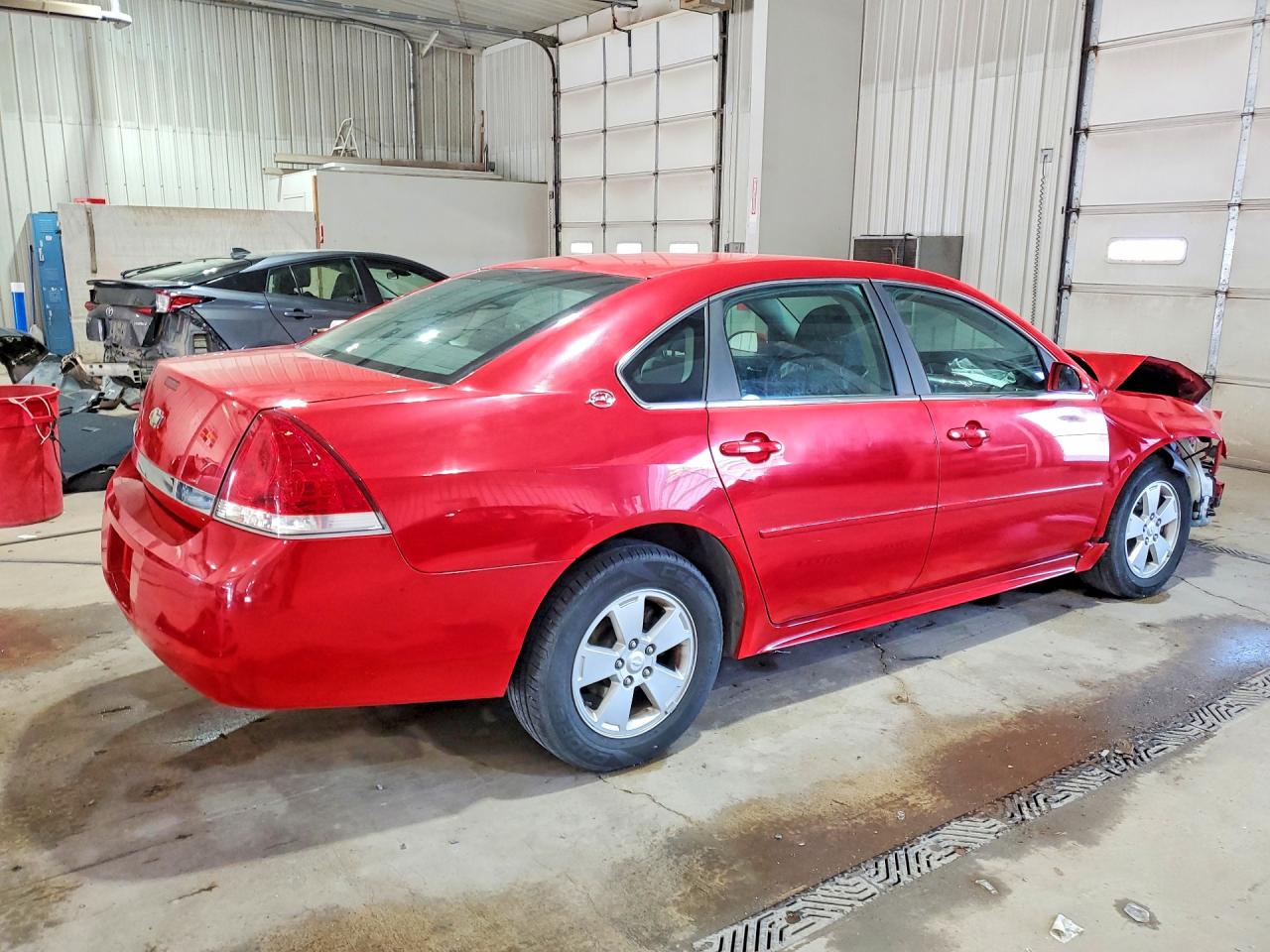2009 Chevrolet Impala 1lt Red vin: 2G1WT57N291305347