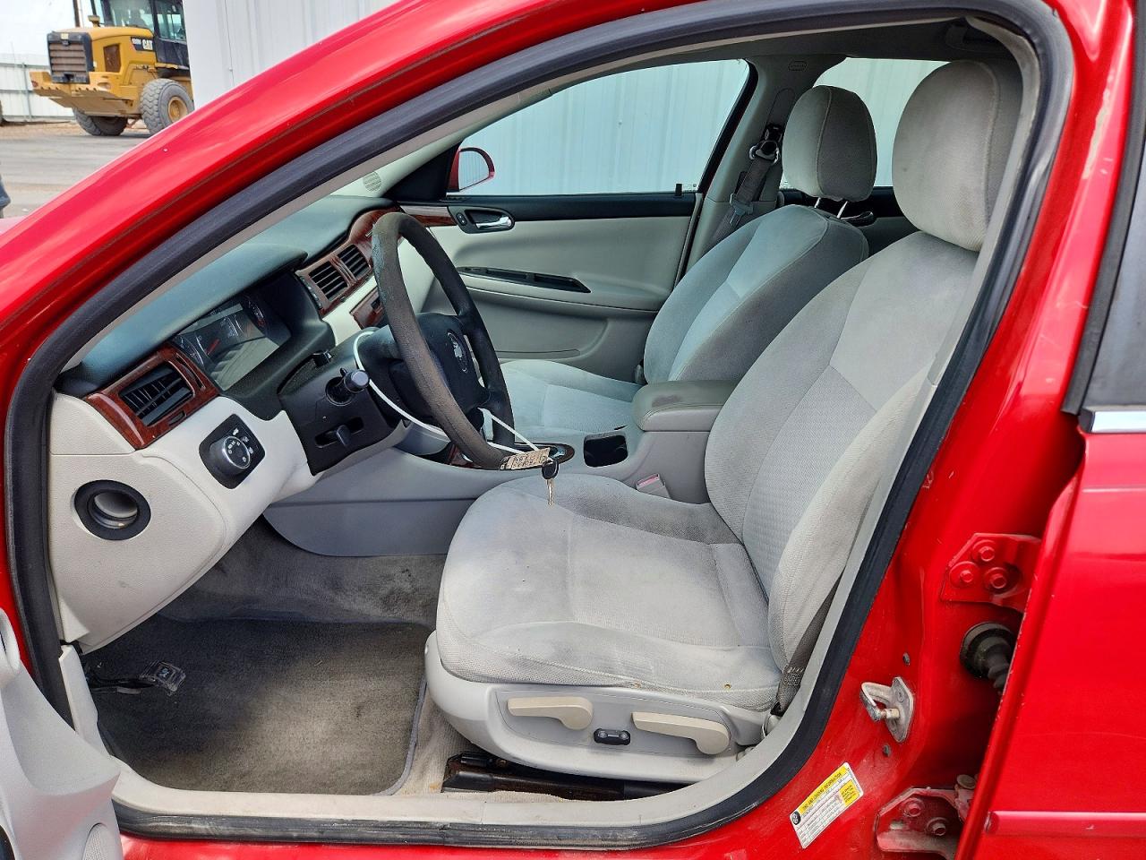 2009 Chevrolet Impala 1lt Red vin: 2G1WT57N491165558