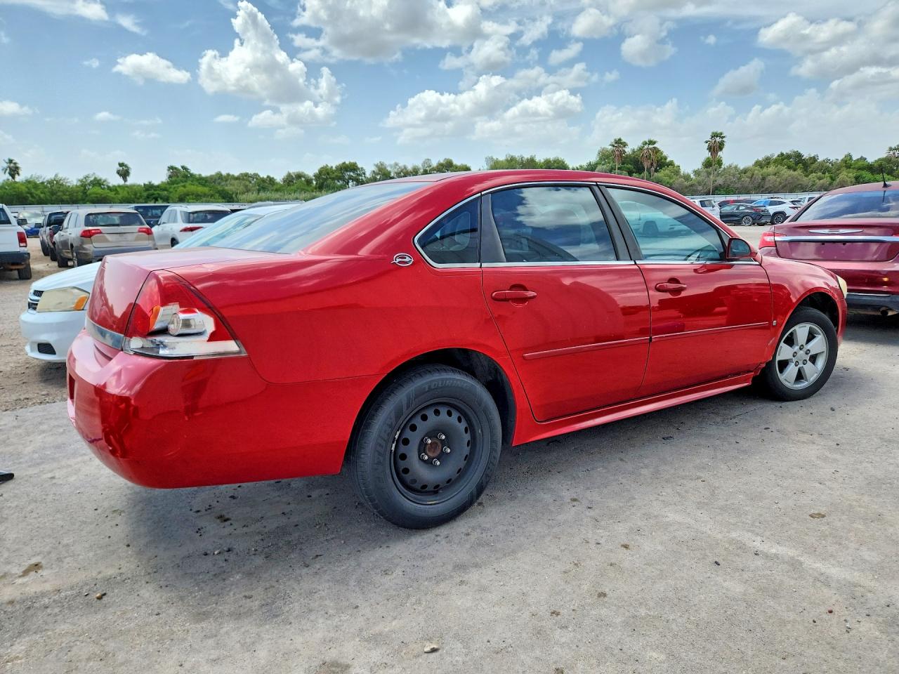 2009 Chevrolet Impala 1lt Red vin: 2G1WT57N491165558