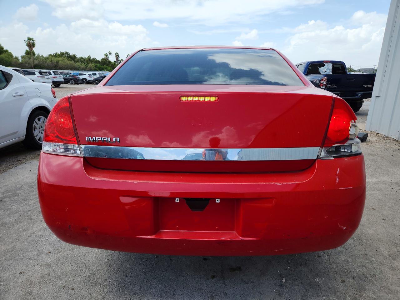 2009 Chevrolet Impala 1lt Red vin: 2G1WT57N491165558