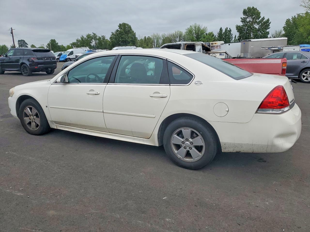 2009 Chevrolet Impala White vin: 2G1WT57N791314383