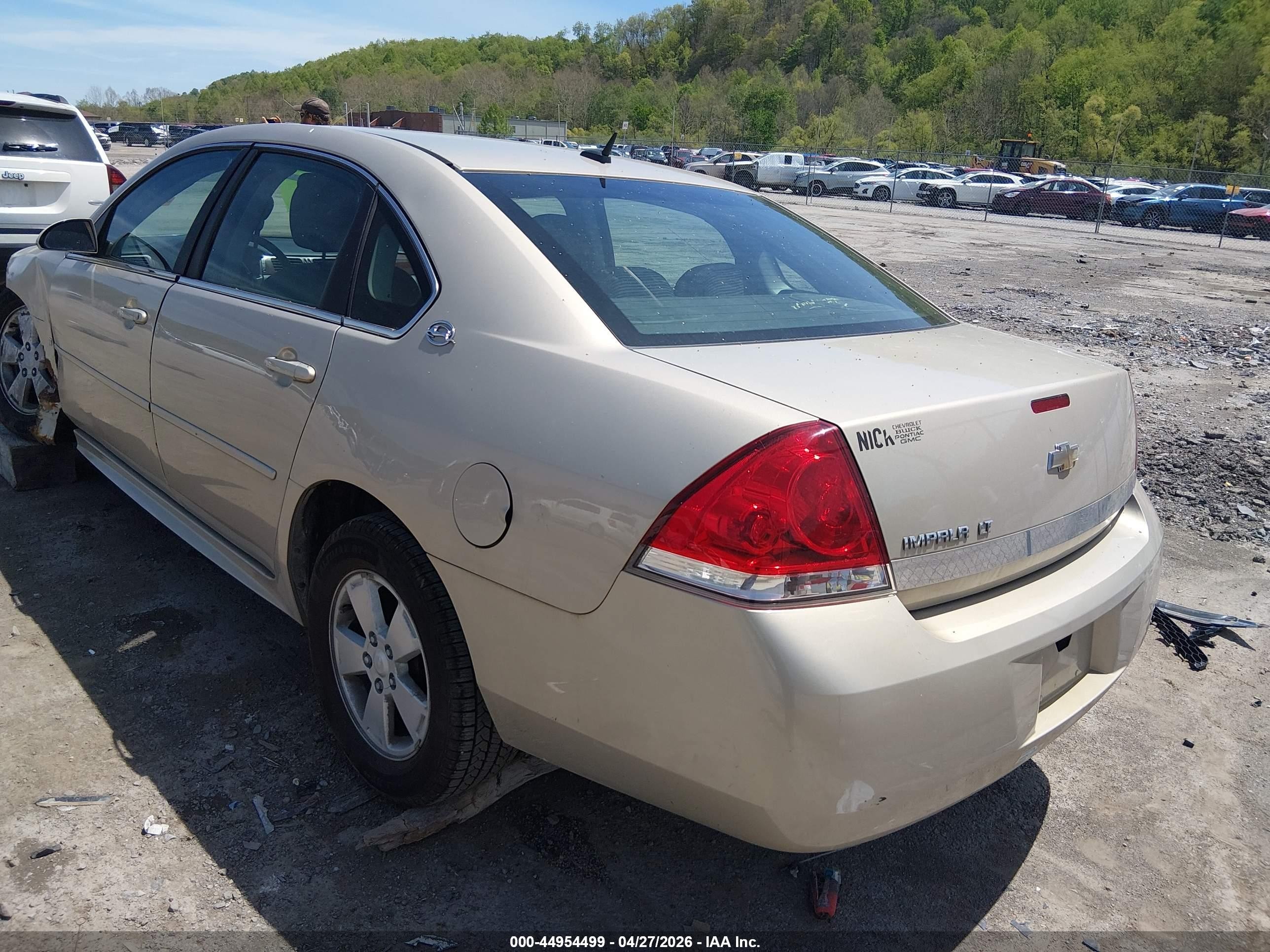 2009 Chevrolet Impala Lt Золотой vin: 2G1WT57N891103970