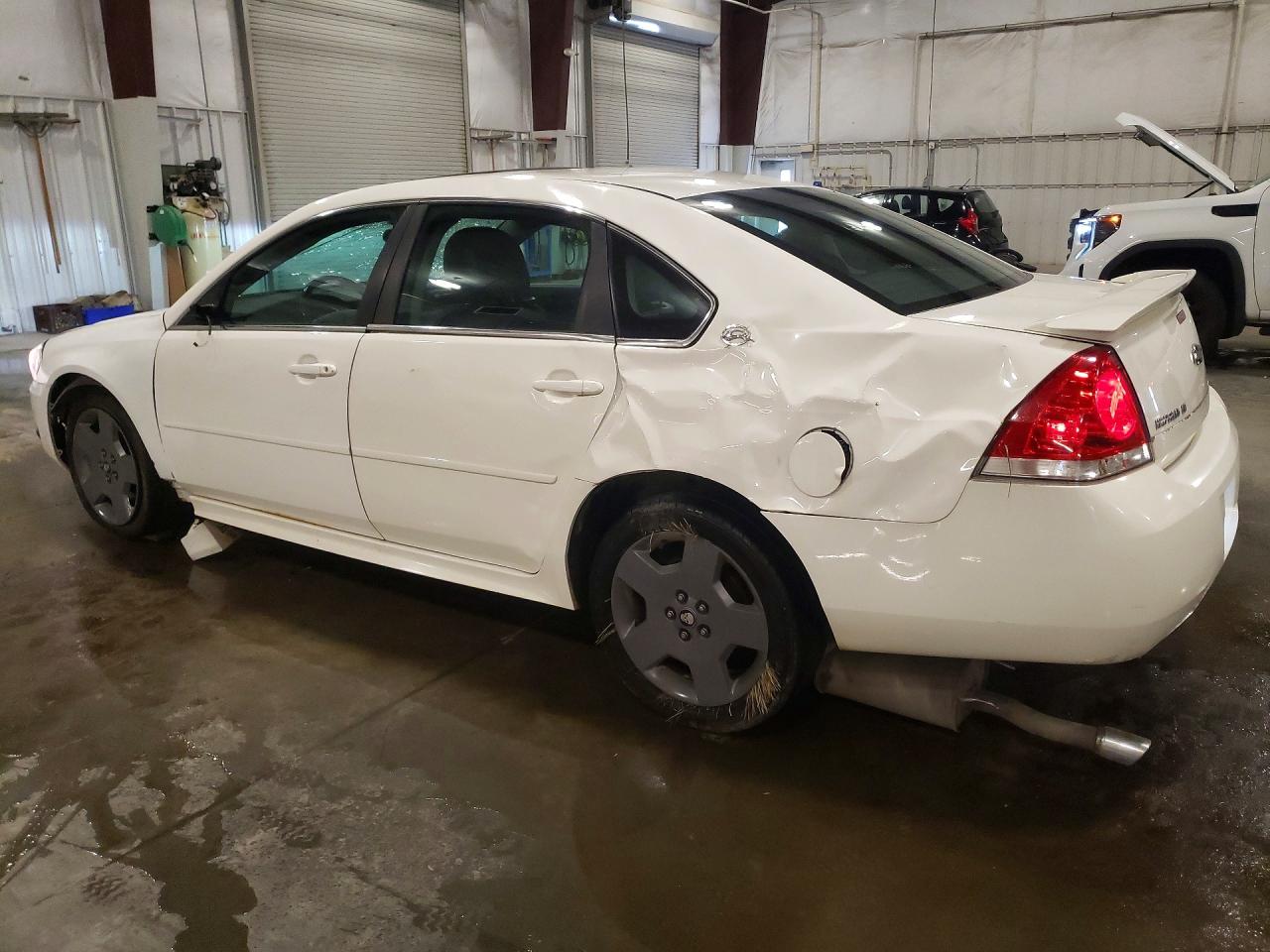 2009 Chevrolet Impala 1lt White vin: 2G1WT57N991176801