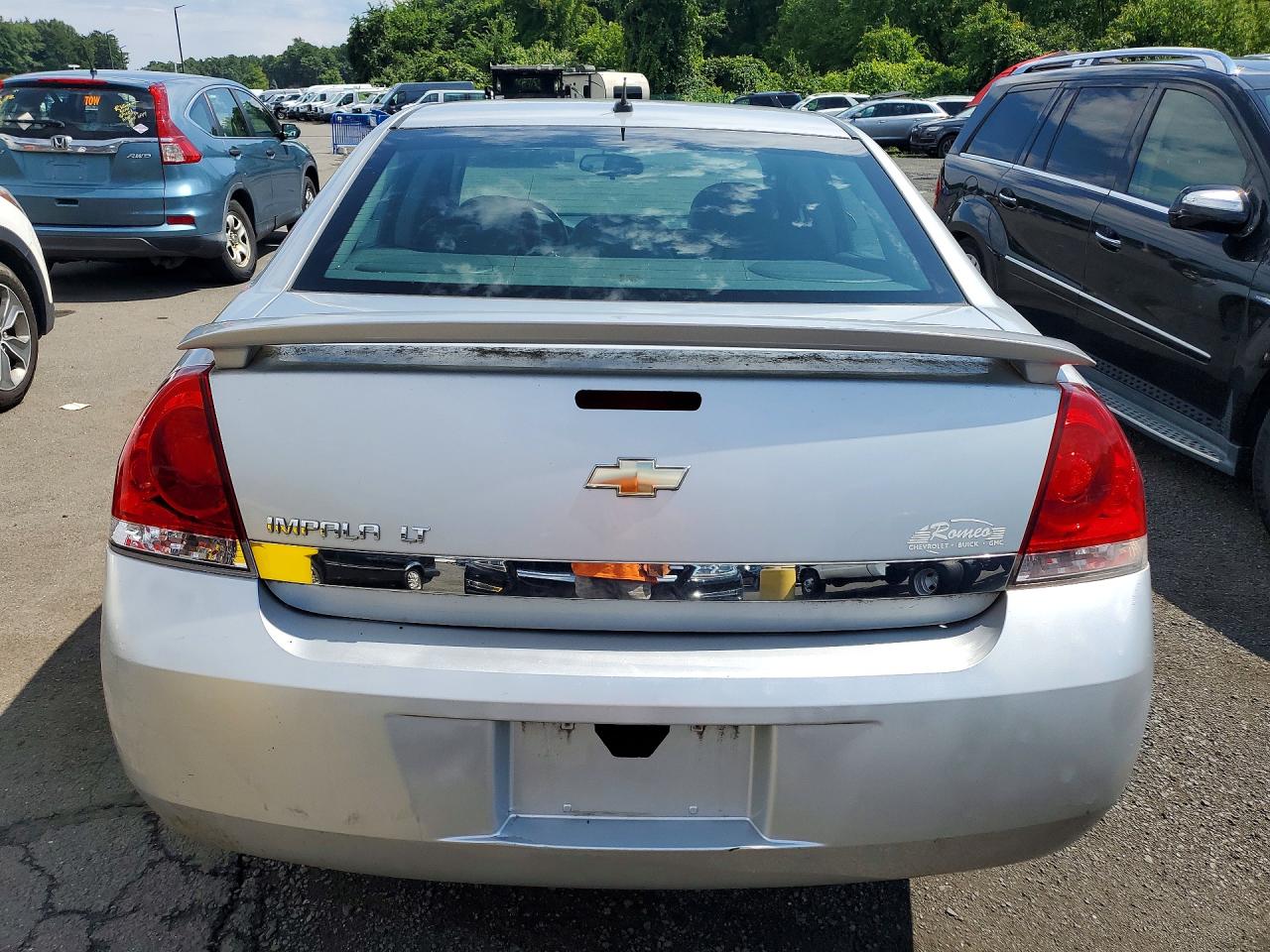 2009 Chevrolet Impala 1lt Silver vin: 2G1WT57N991227827