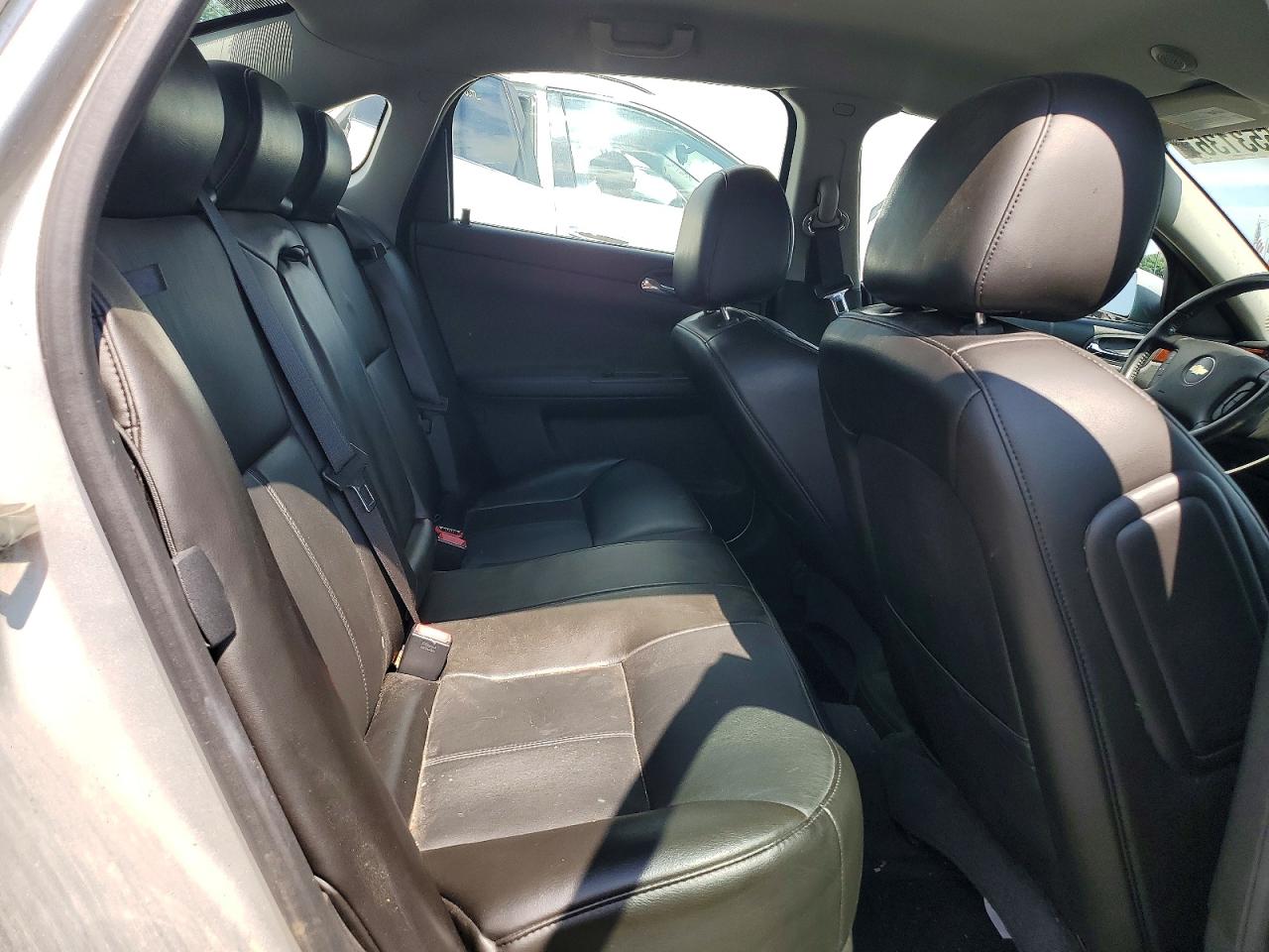 2009 Chevrolet Impala 1lt Silver vin: 2G1WT57N991227827
