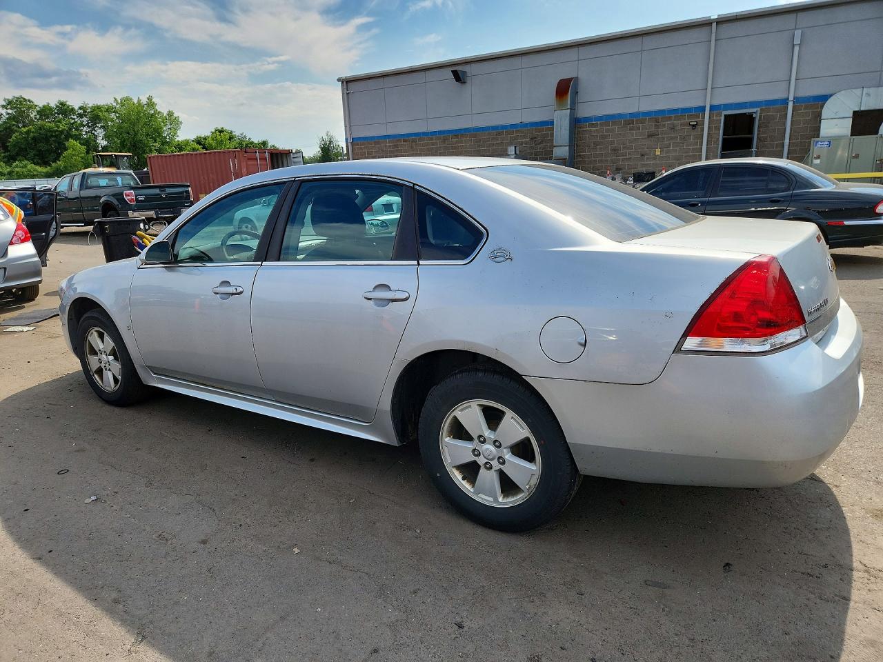 2009 Chevrolet Impala 1lt Silver vin: 2G1WT57N991244918