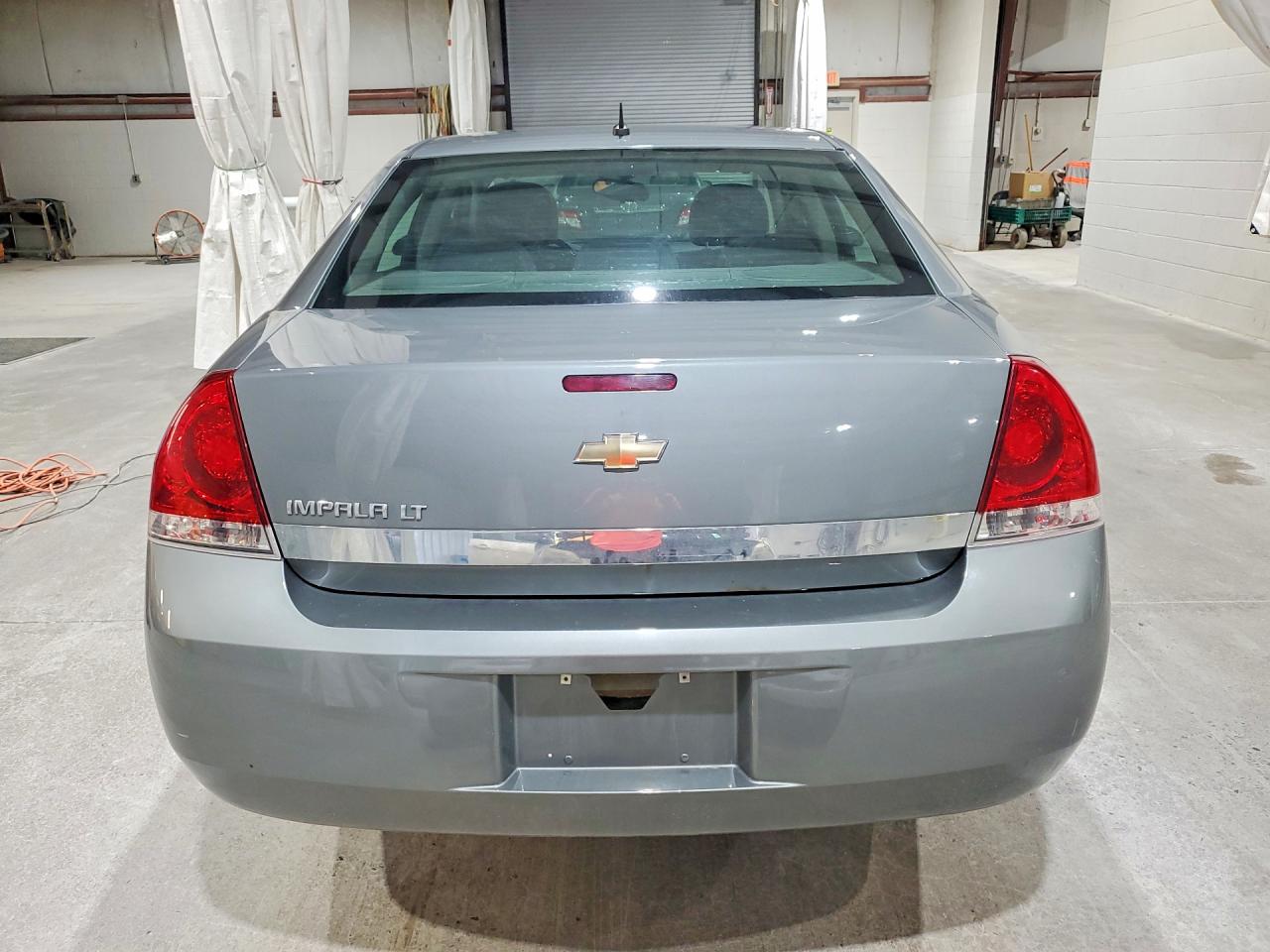 2009 Chevrolet Impala 1lt Gray vin: 2G1WT57NX91110368