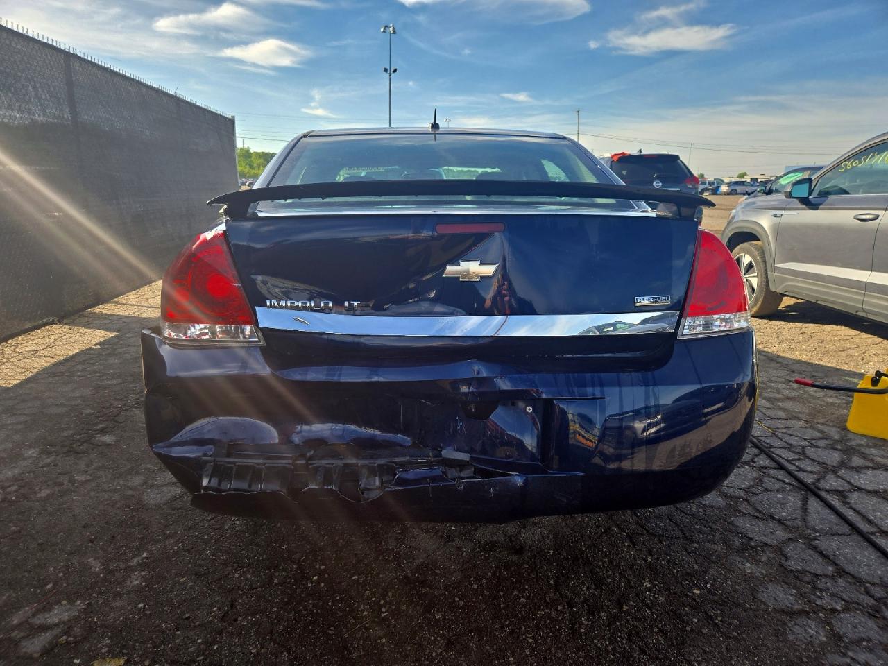 2008 Chevrolet Impala Lt Blue vin: 2G1WT58K081329164