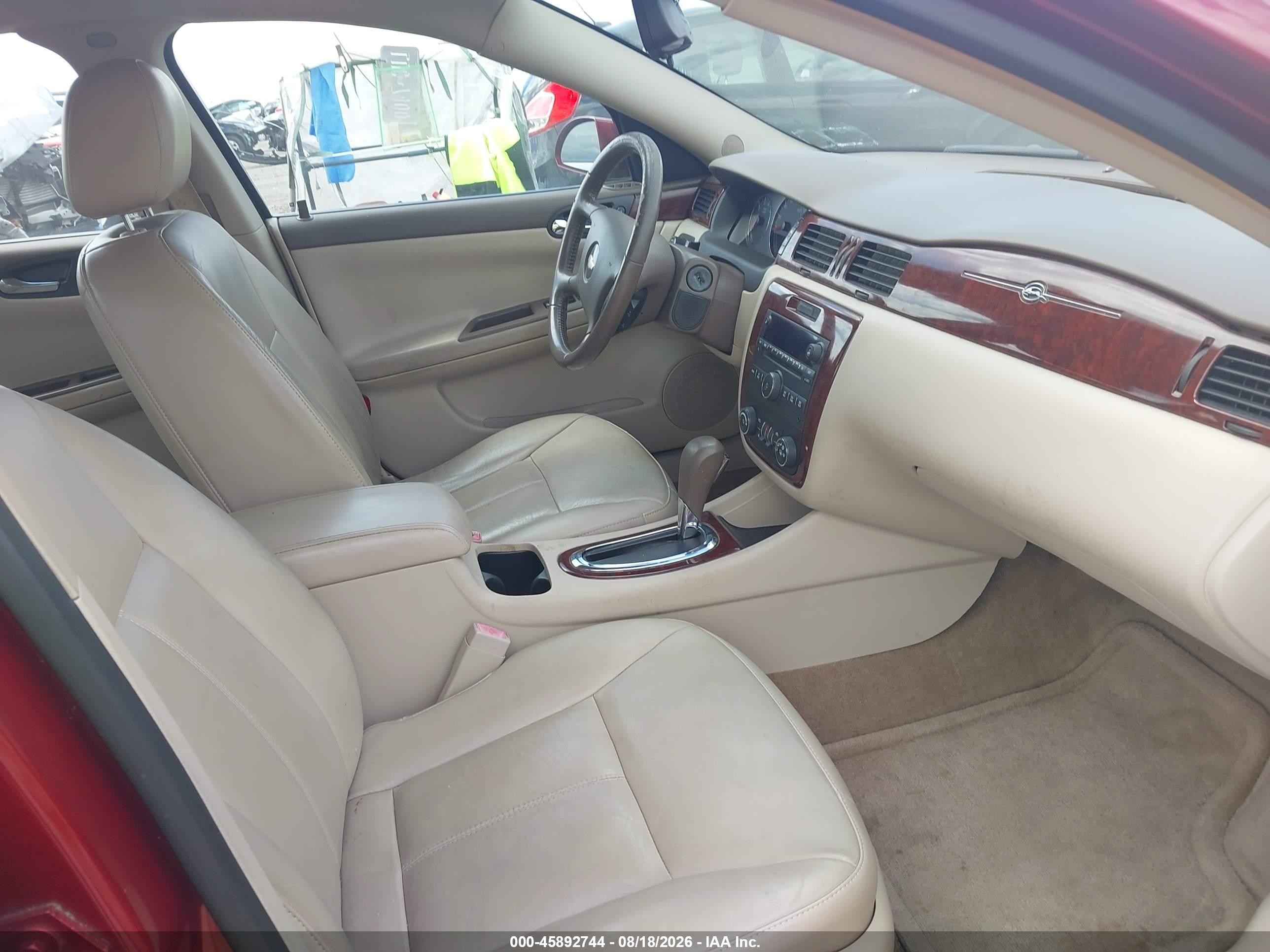 2008 Chevrolet Impala Lt Red vin: 2G1WT58K181367082