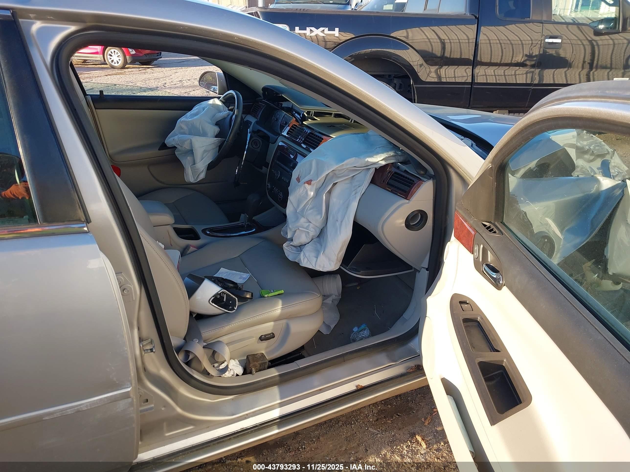 2008 Chevrolet Impala Lt Silver vin: 2G1WT58K389207268