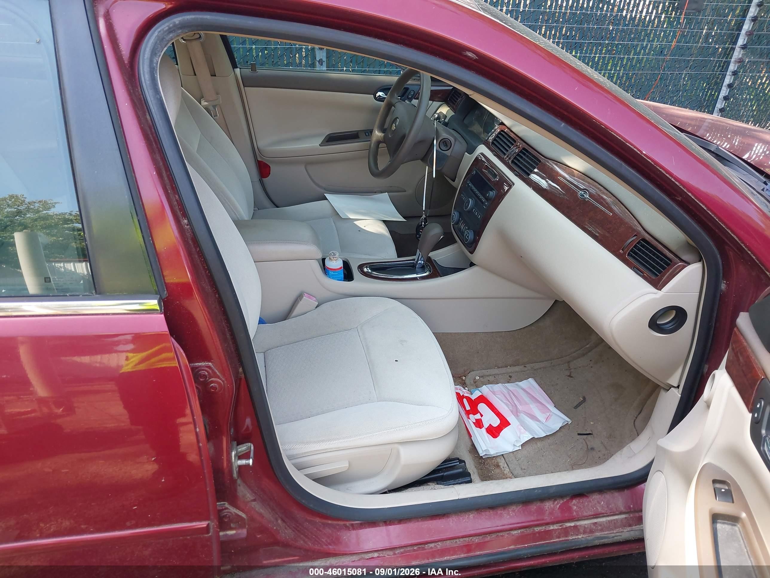 2008 Chevrolet Impala Lt Red vin: 2G1WT58K389233322
