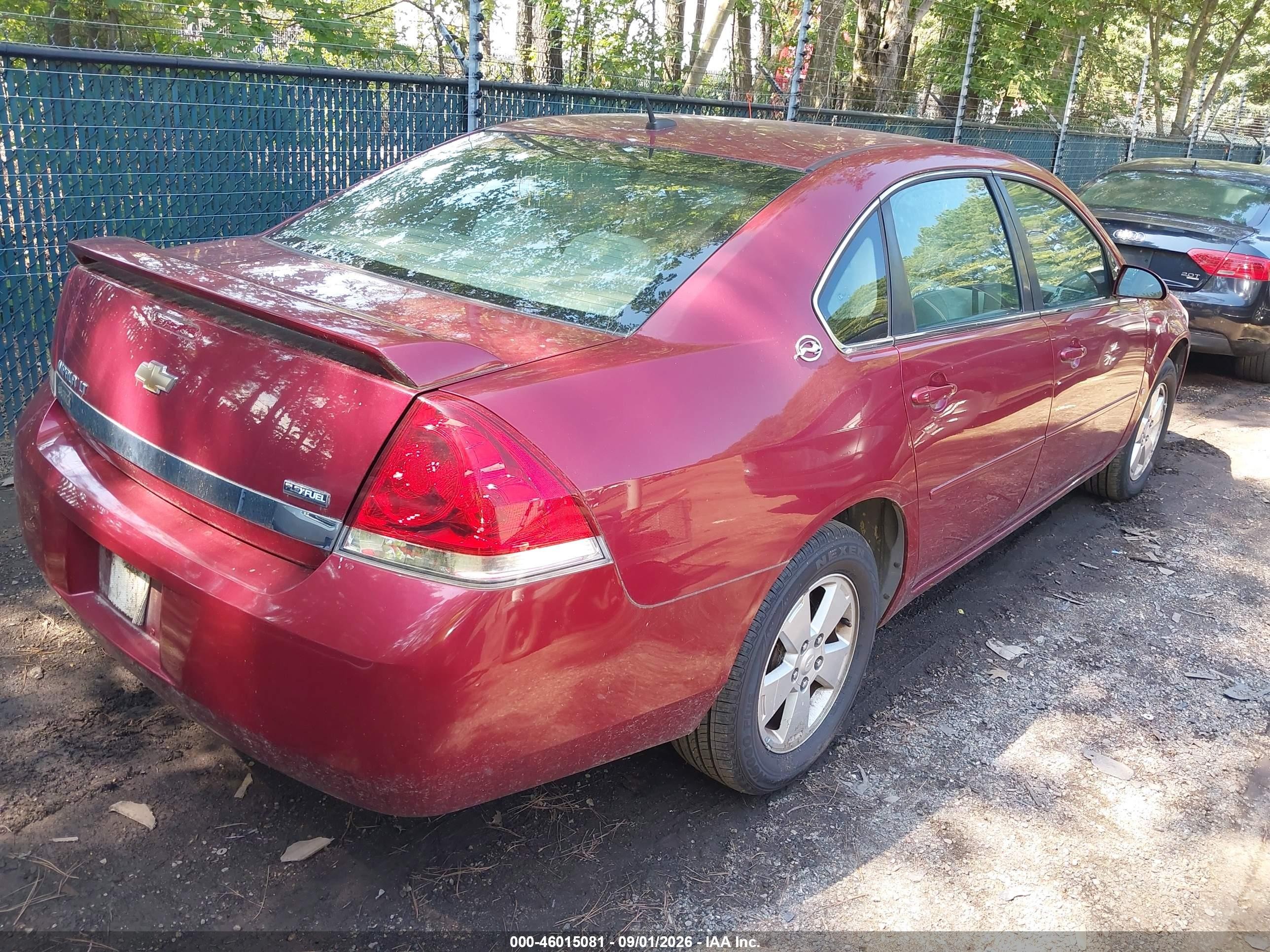 2008 Chevrolet Impala Lt Red vin: 2G1WT58K389233322