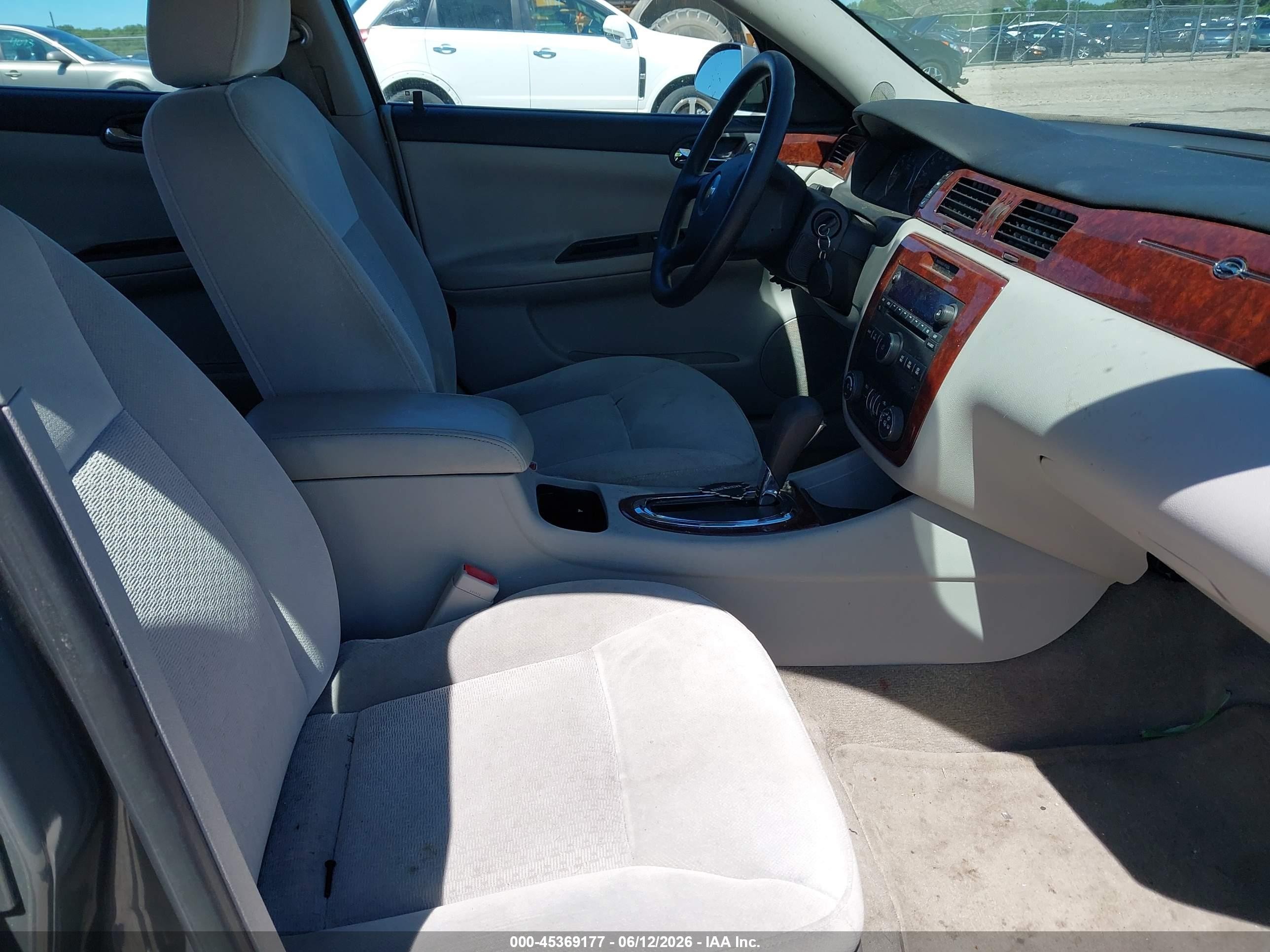 2008 Chevrolet Impala Lt Gray vin: 2G1WT58K689113675