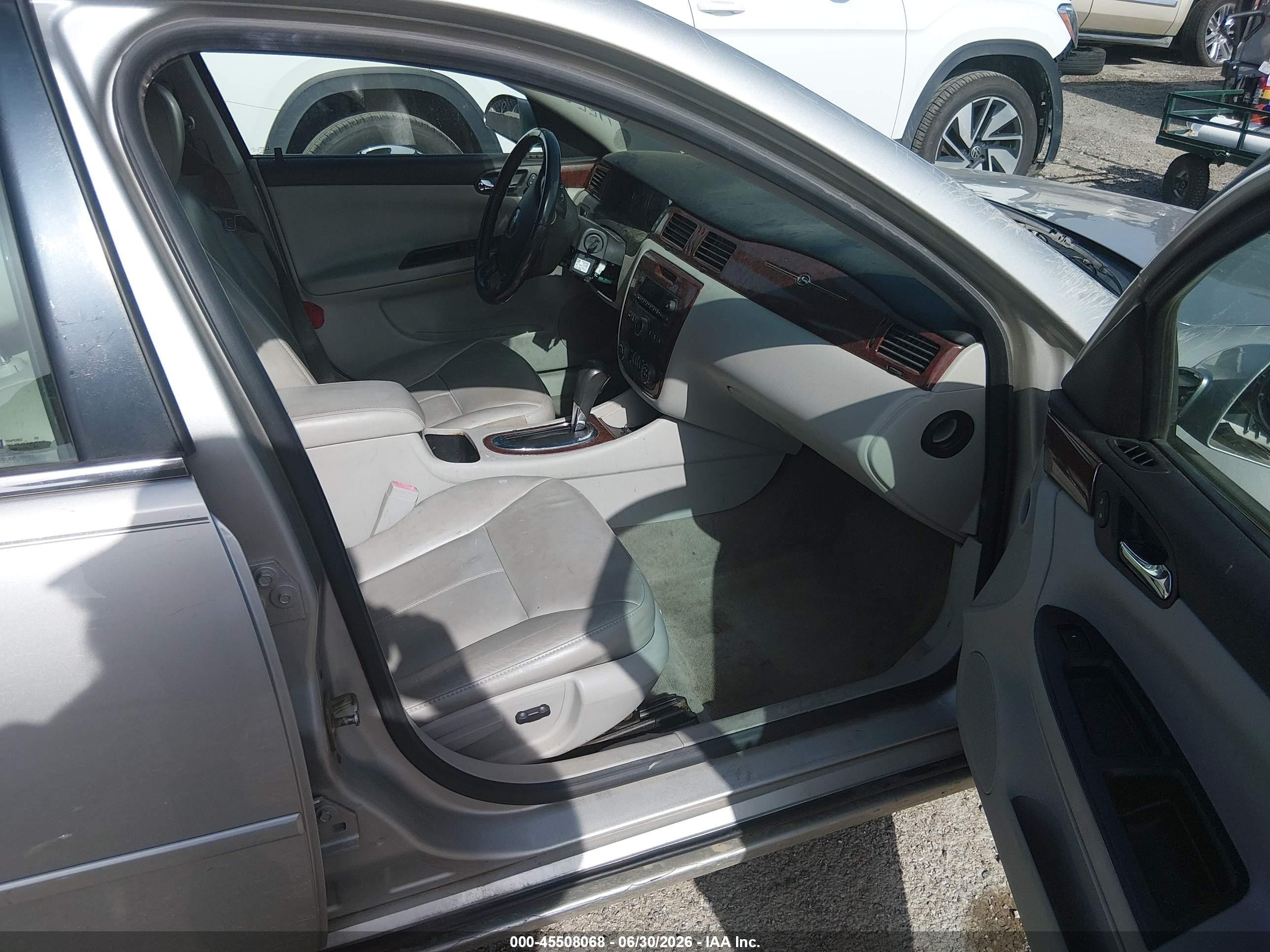 2008 Chevrolet Impala Lt Silver vin: 2G1WT58K689242239