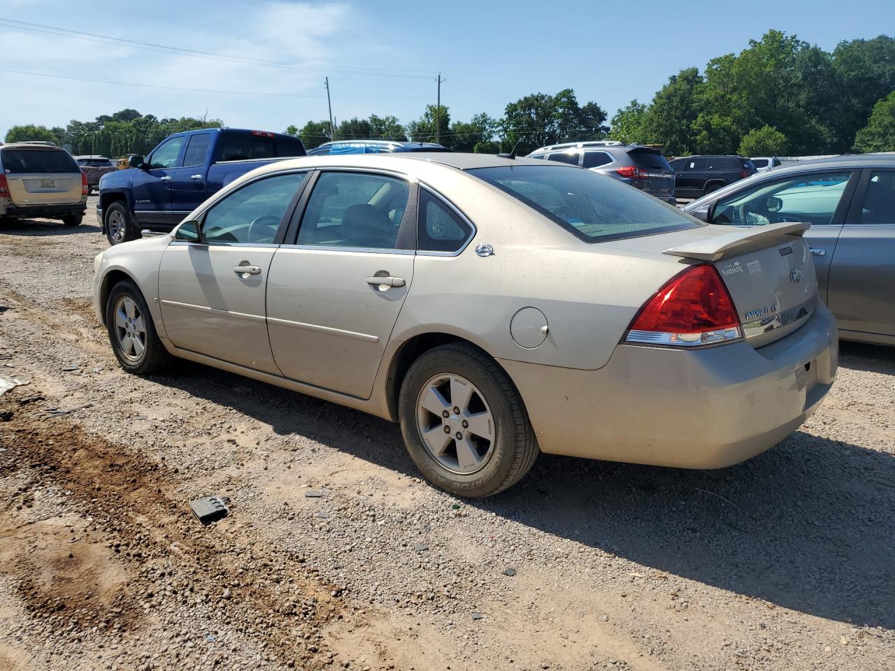 2008 Chevrolet Impala Lt Silver vin: 2G1WT58K981372871 Damage: Left Qtr Panel, Dent(S) W/No Paint Dmg, > 12 Inches