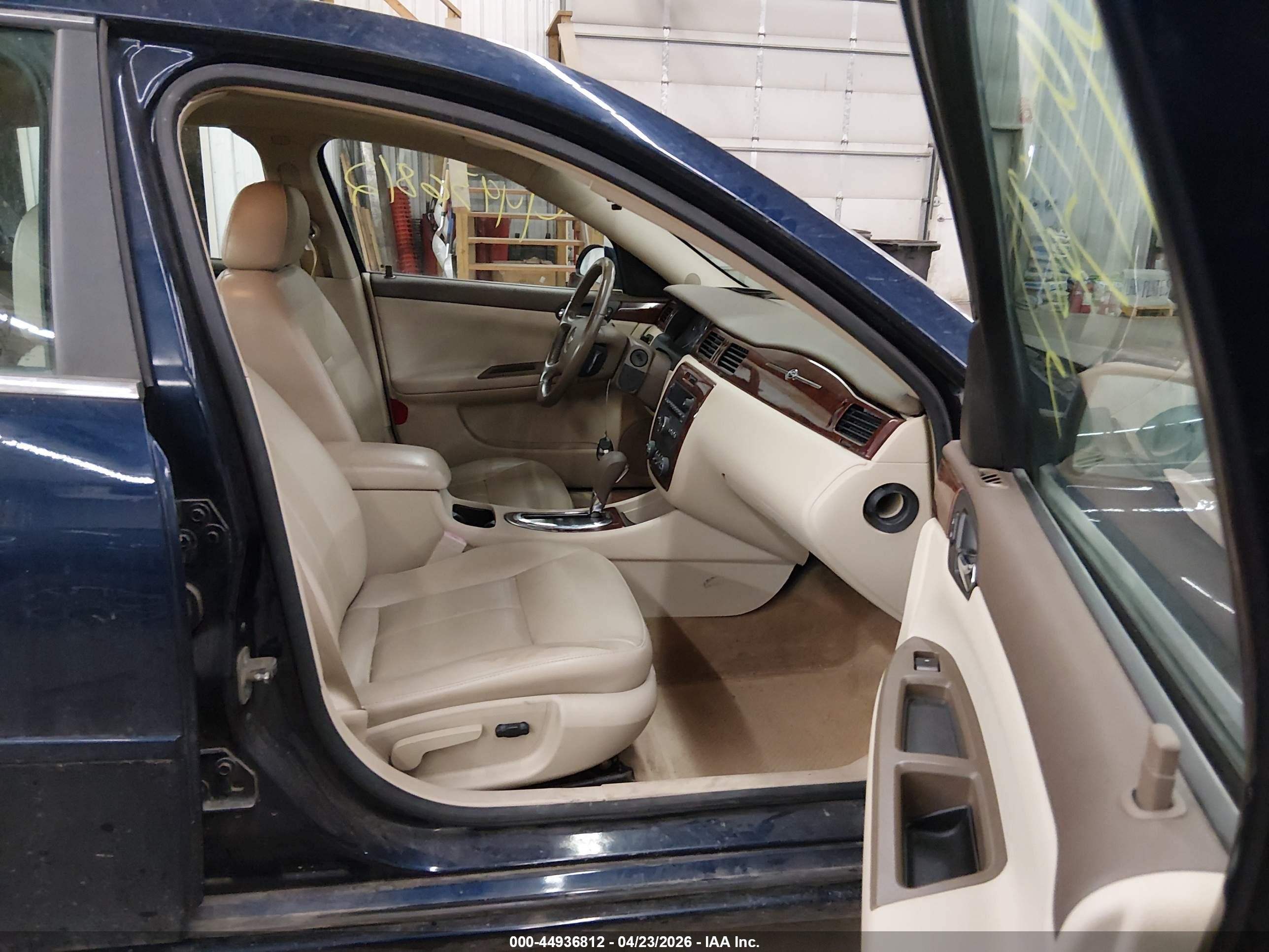 2008 Chevrolet Impala Lt Dark Blue vin: 2G1WT58K981373678