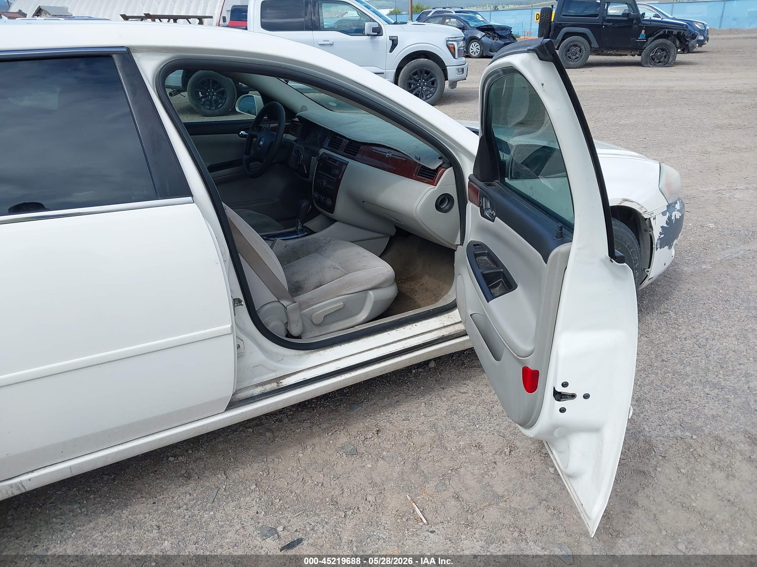 2008 Chevrolet Impala Lt White vin: 2G1WT58N989147622