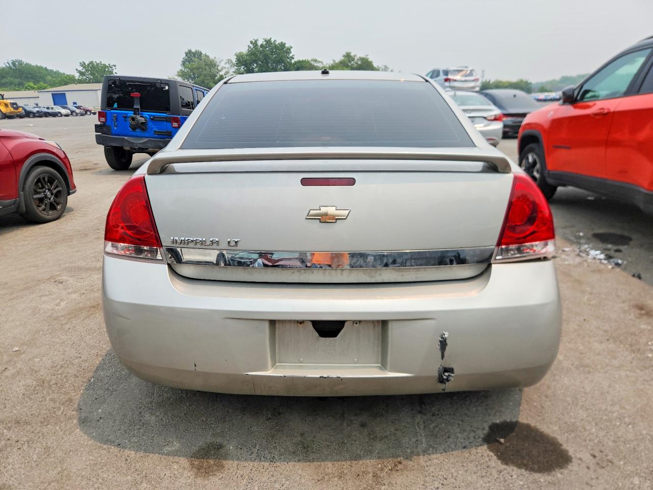 2008 Chevrolet Impala Lt Silver vin: 2G1WT58N989218009