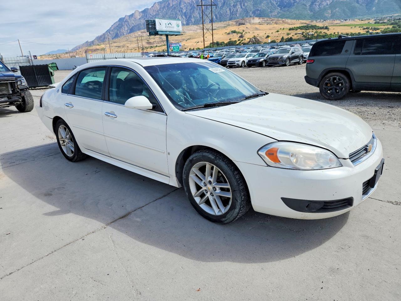 2009 Chevrolet Impala Ltz White vin: 2G1WU57M091200262