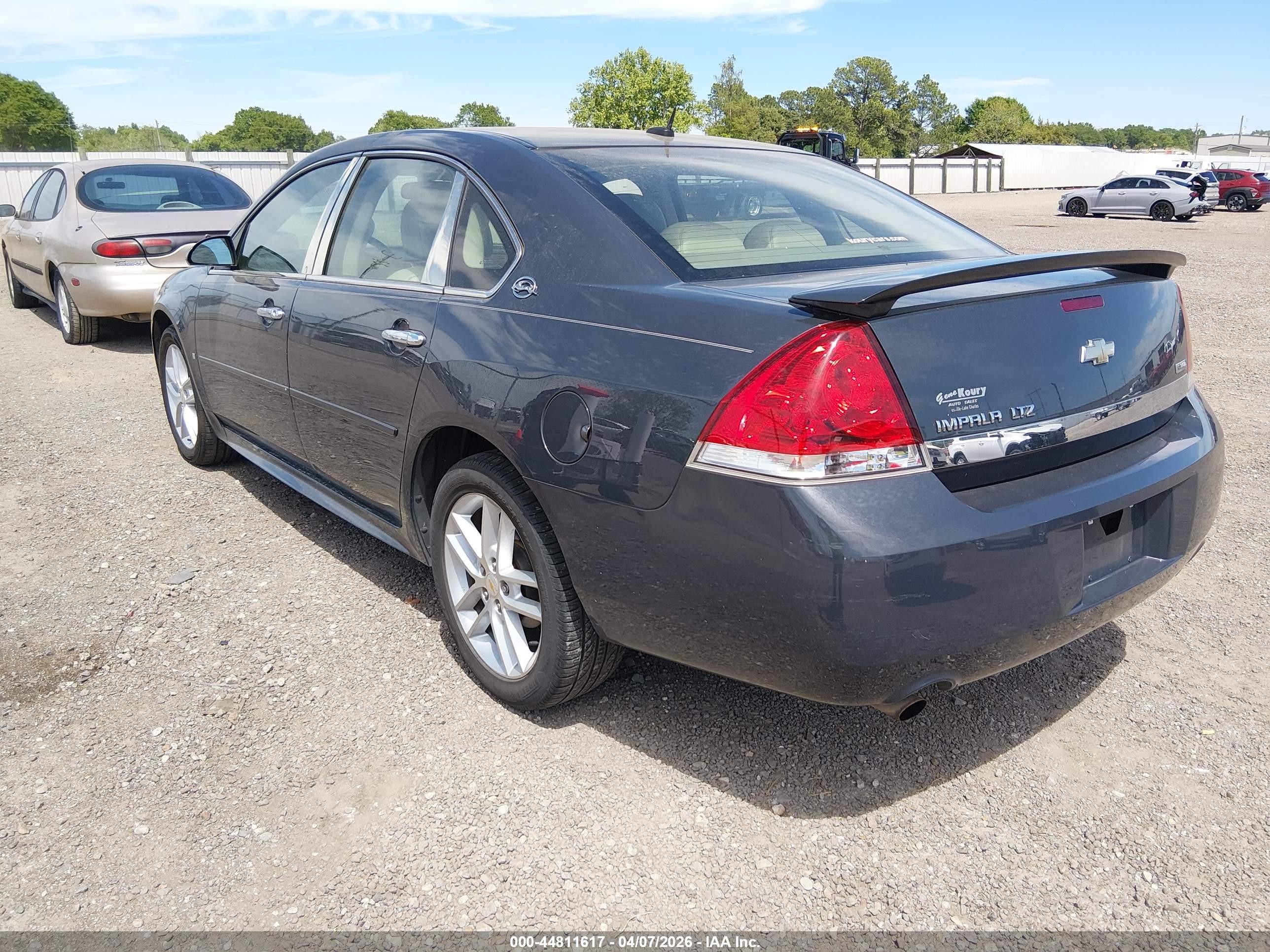 2009 Chevrolet Impala Ltz Gray vin: 2G1WU57M391141305