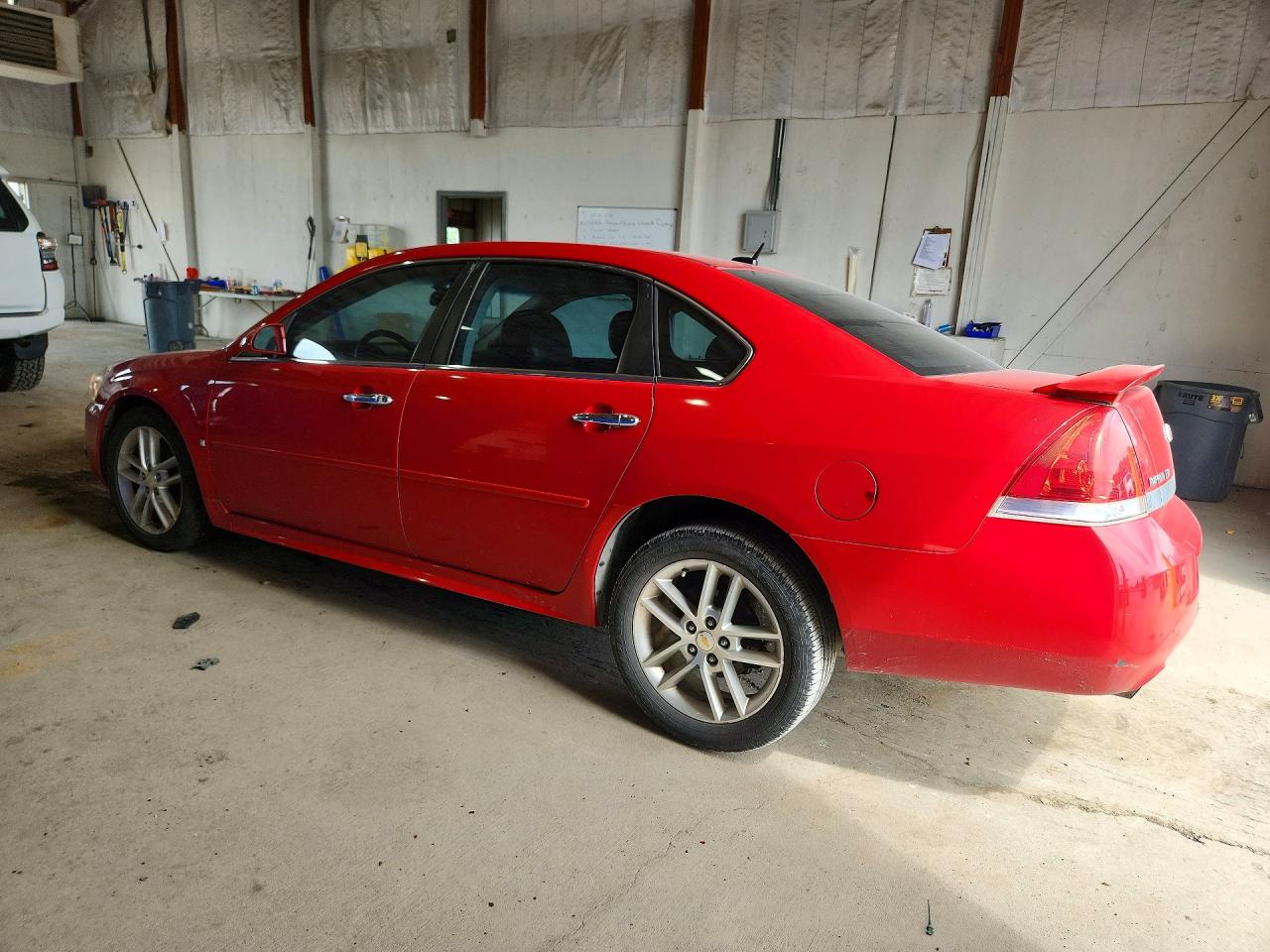 2009 Chevrolet Impala Red vin: 2G1WU57M891284234