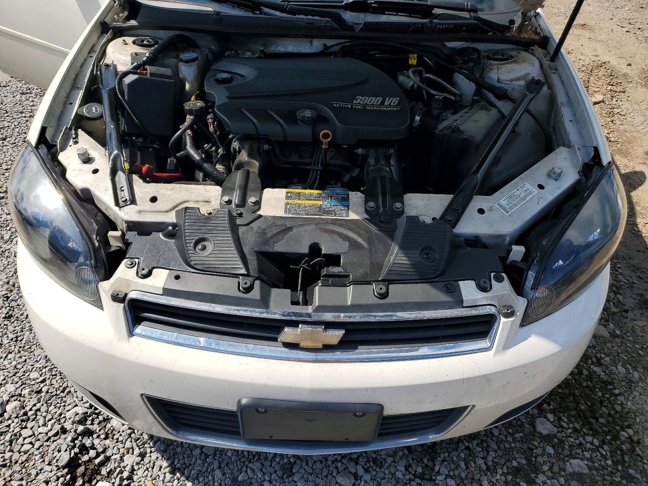 2008 Chevrolet Impala Ltz White vin: 2G1WU583281220792
