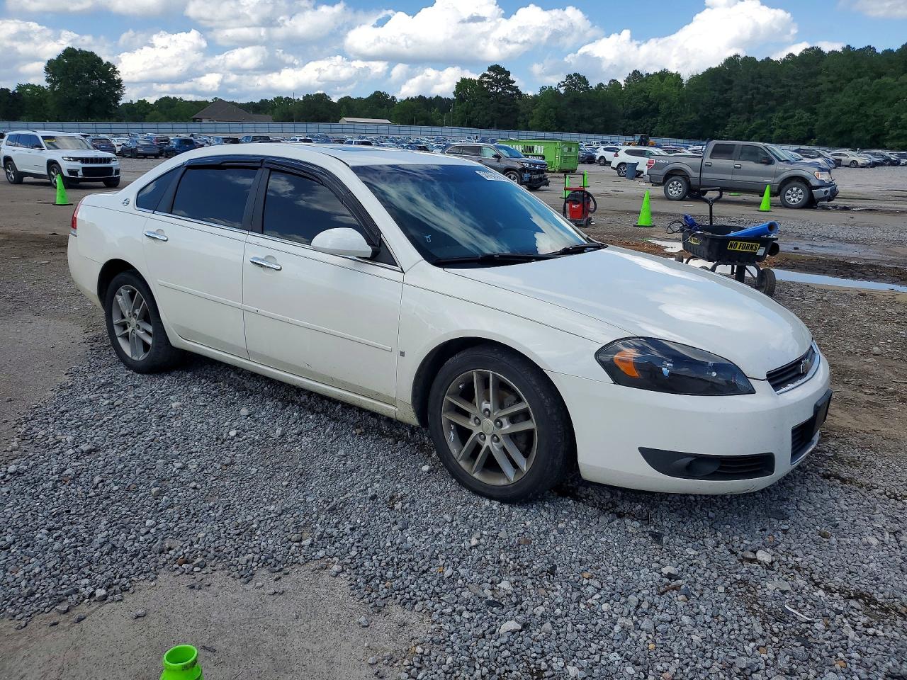 2008 Chevrolet Impala Ltz White vin: 2G1WU583281220792