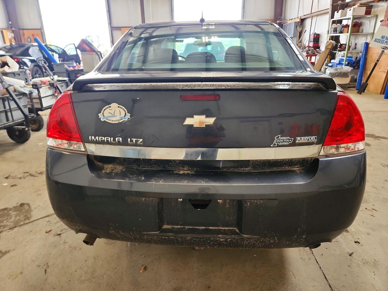 2008 Chevrolet Impala Ltz Blue vin: 2G1WU583389161902
