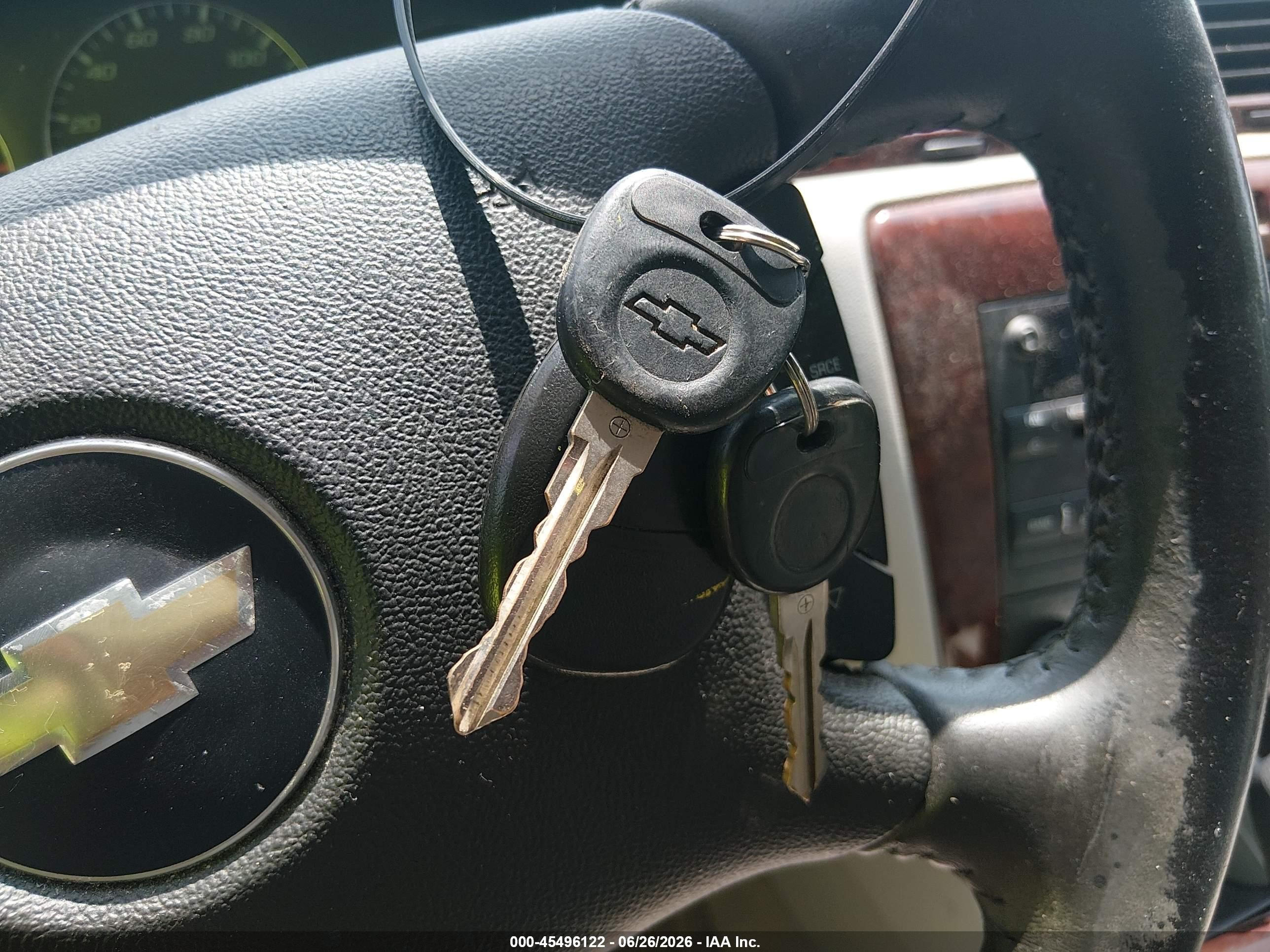 2008 Chevrolet Impala Ltz Серебряный vin: 2G1WU583689225544