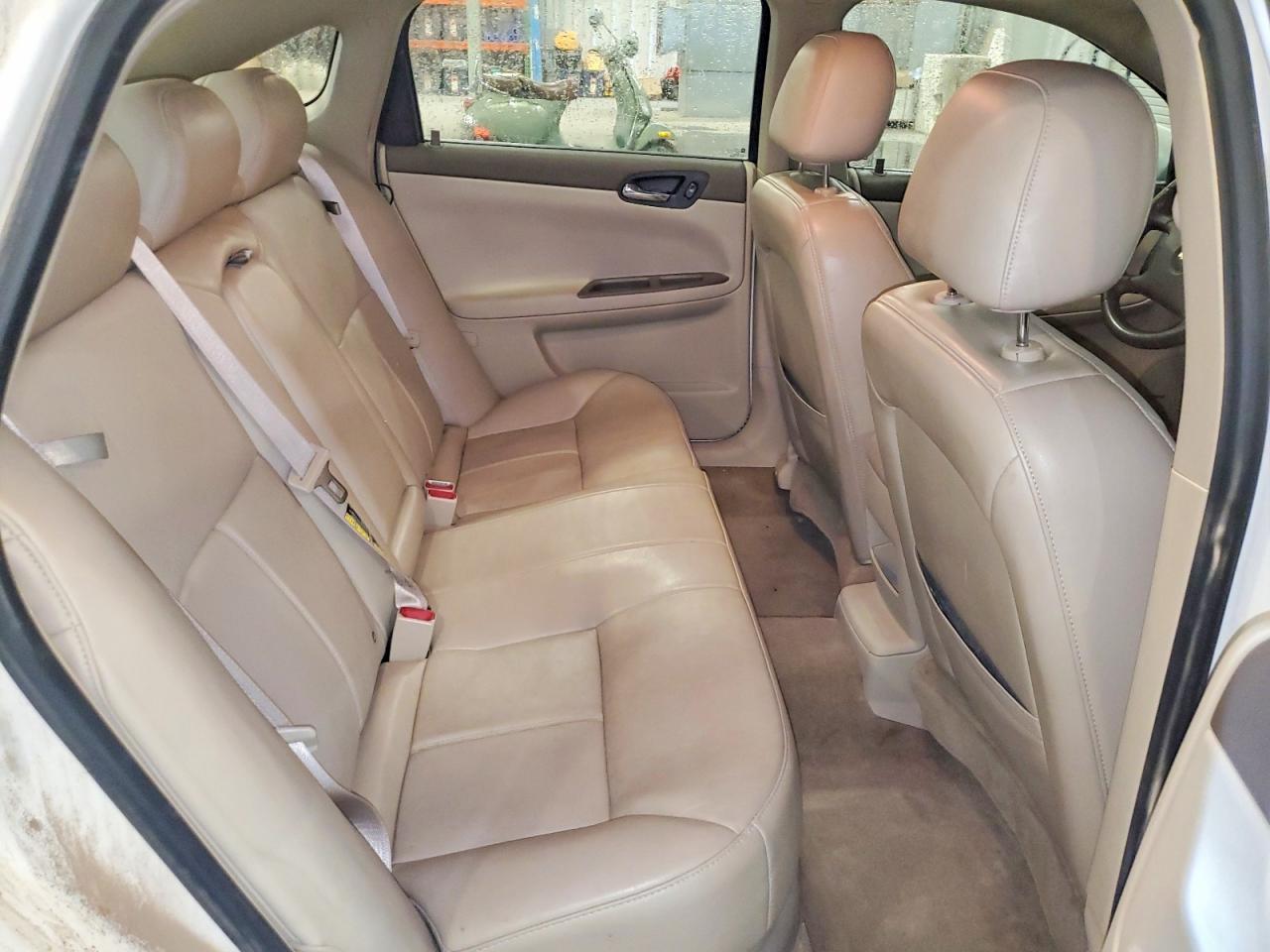 2008 Chevrolet Impala Ltz White vin: 2G1WU583989242385