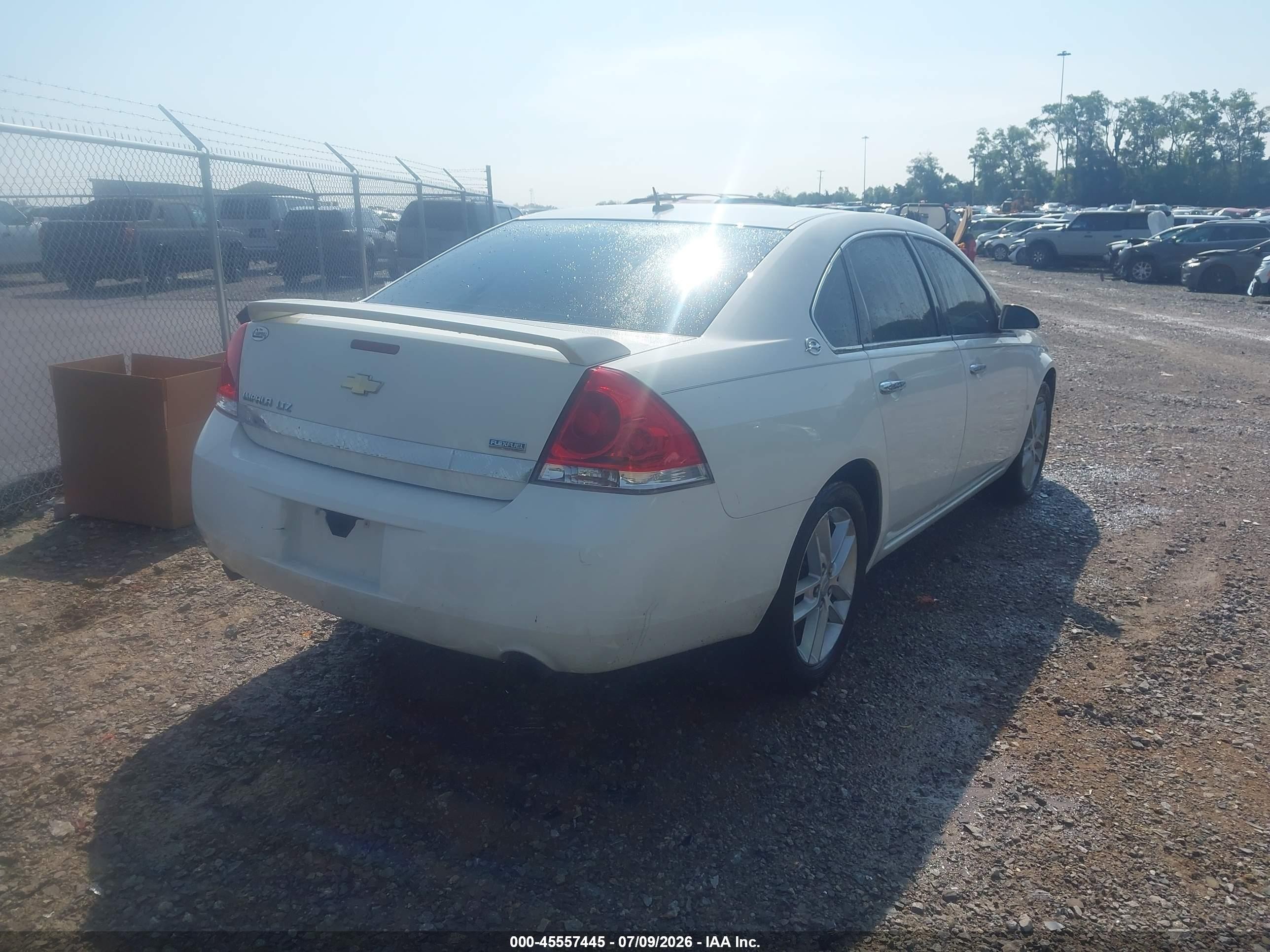 2008 Chevrolet Impala Ltz Белый vin: 2G1WU583X89222906