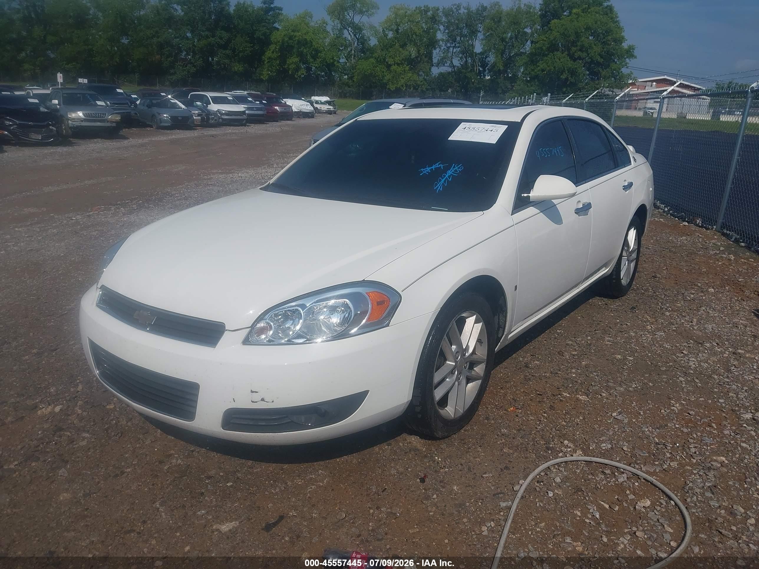 2008 Chevrolet Impala Ltz Белый vin: 2G1WU583X89222906