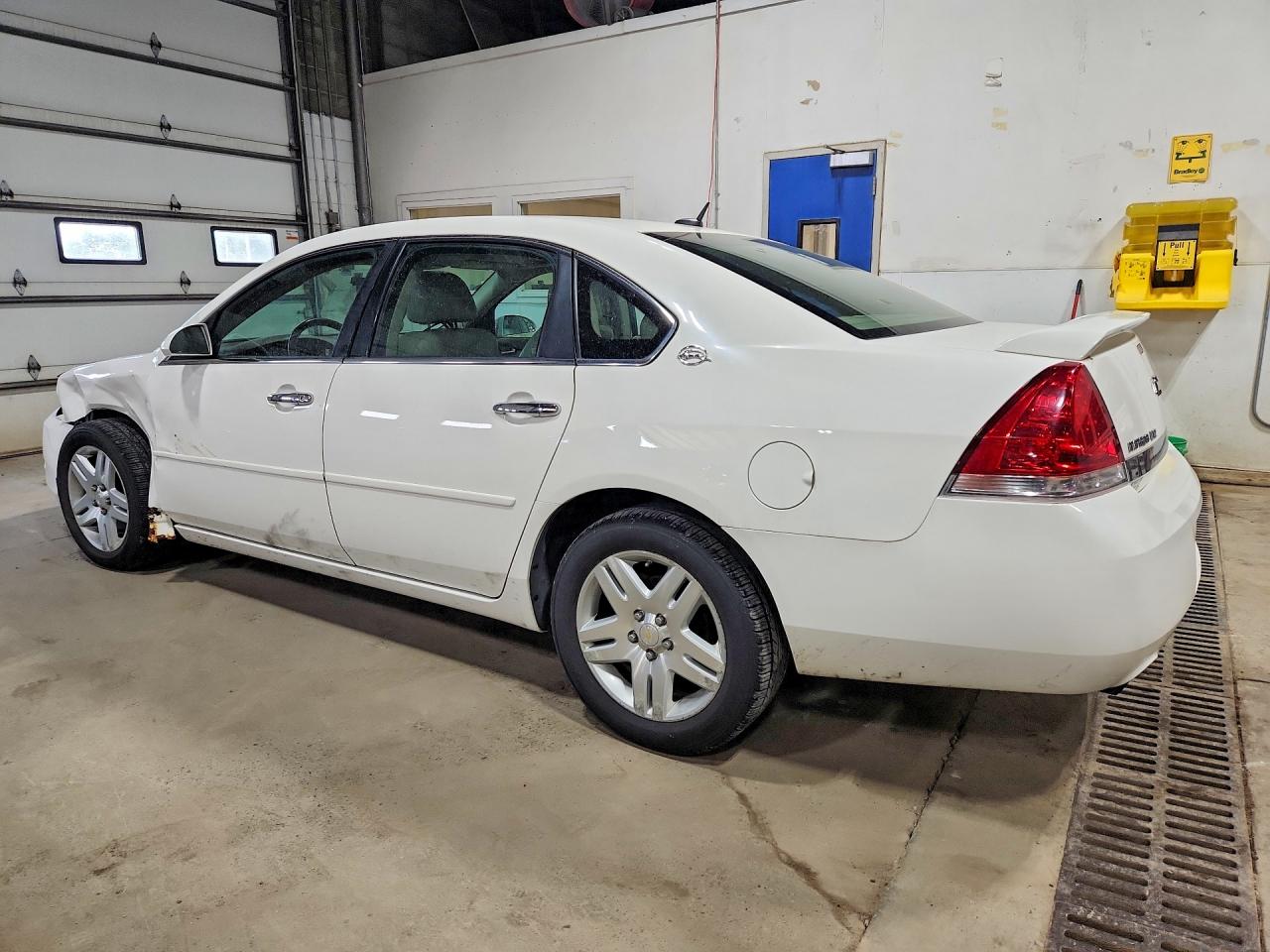2007 Chevrolet Impala Ltz White vin: 2G1WU58R279130658