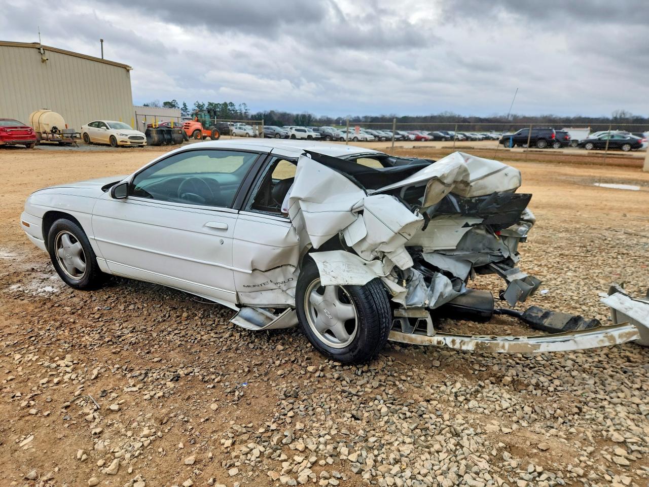 1999 Chevrolet Monte Carlo Ls White vin: 2G1WW12M0X9283491