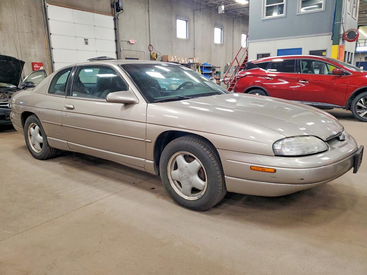 1998 Chevrolet Monte Carlo Ls Желто-коричневый vin: 2G1WW12M4W9201759