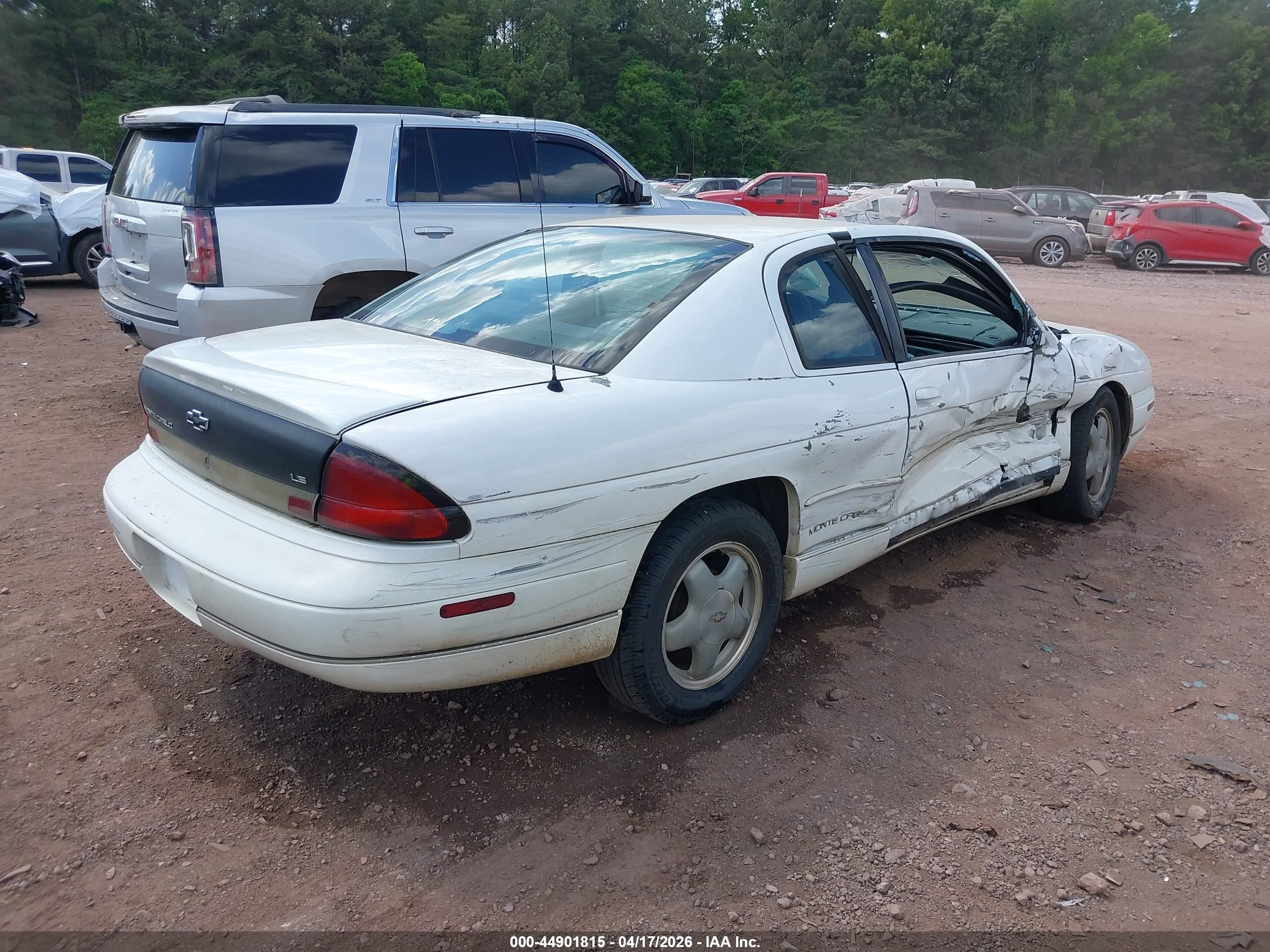 1997 Chevrolet Monte Carlo Ls White vin: 2G1WW12M5V9323142