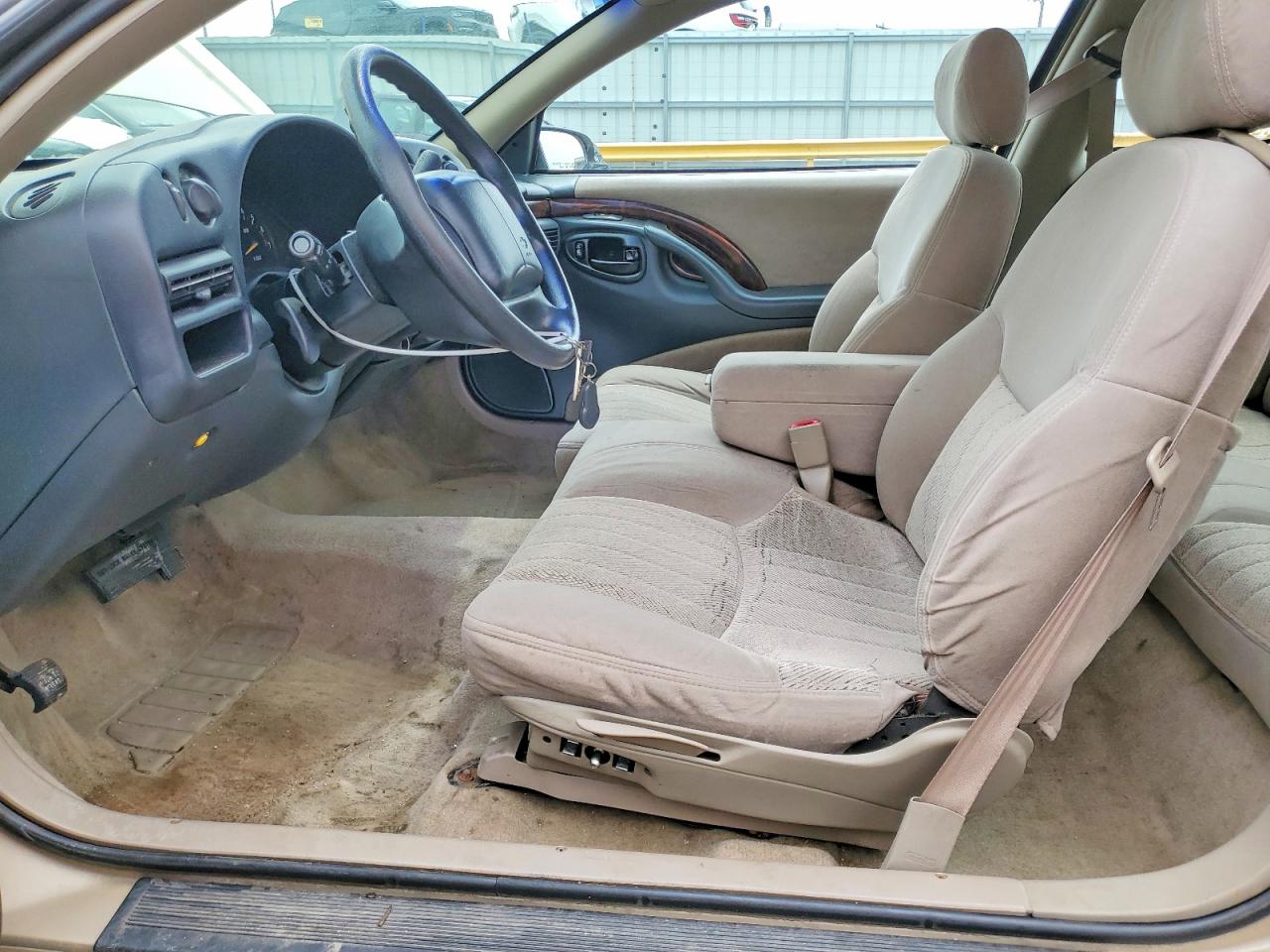 1999 Chevrolet Monte Carlo Ls Бежевый vin: 2G1WW12M5X9287620