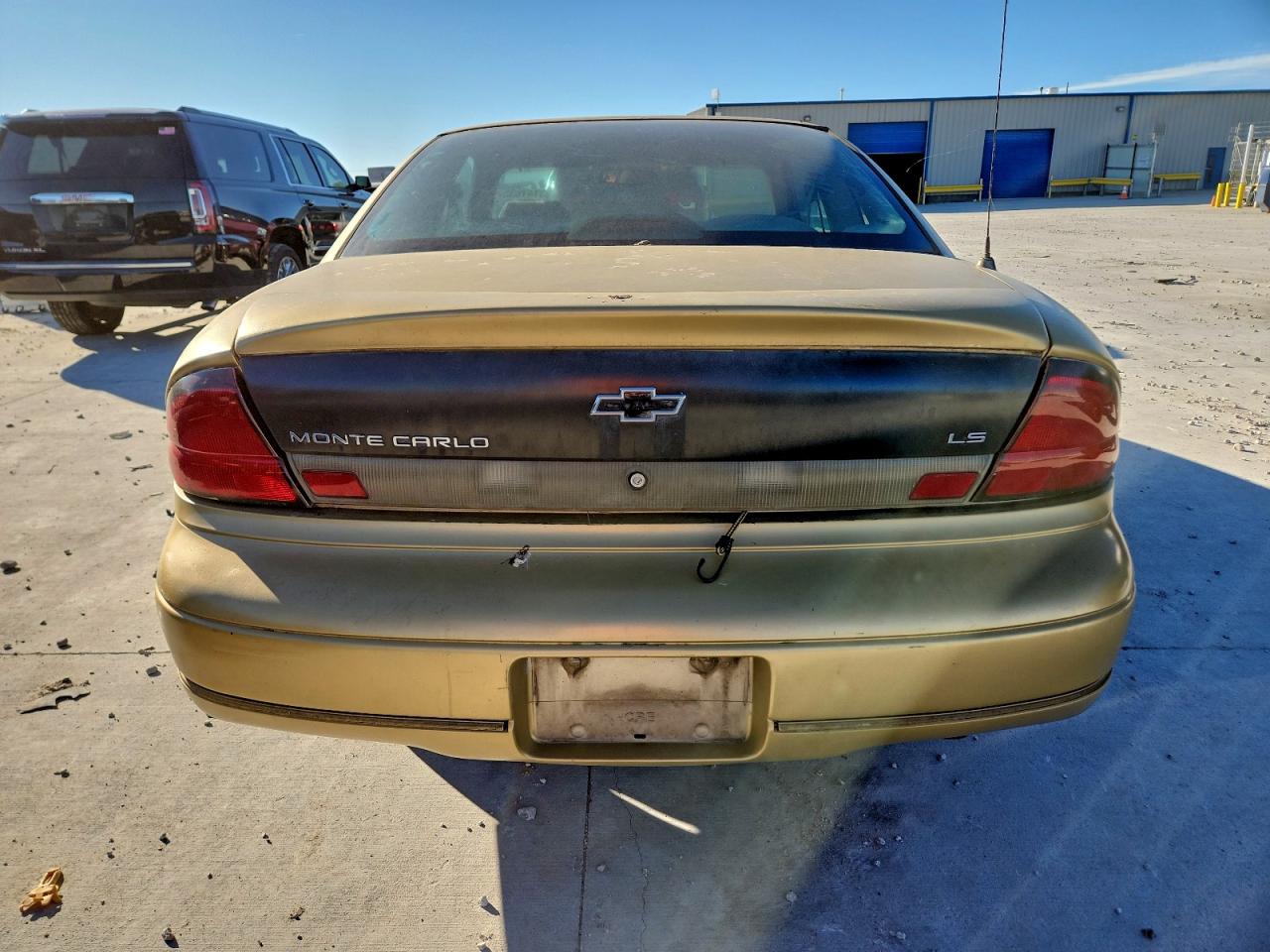 1998 Chevrolet Monte Carlo Ls Золотой vin: 2G1WW12M6W9160468