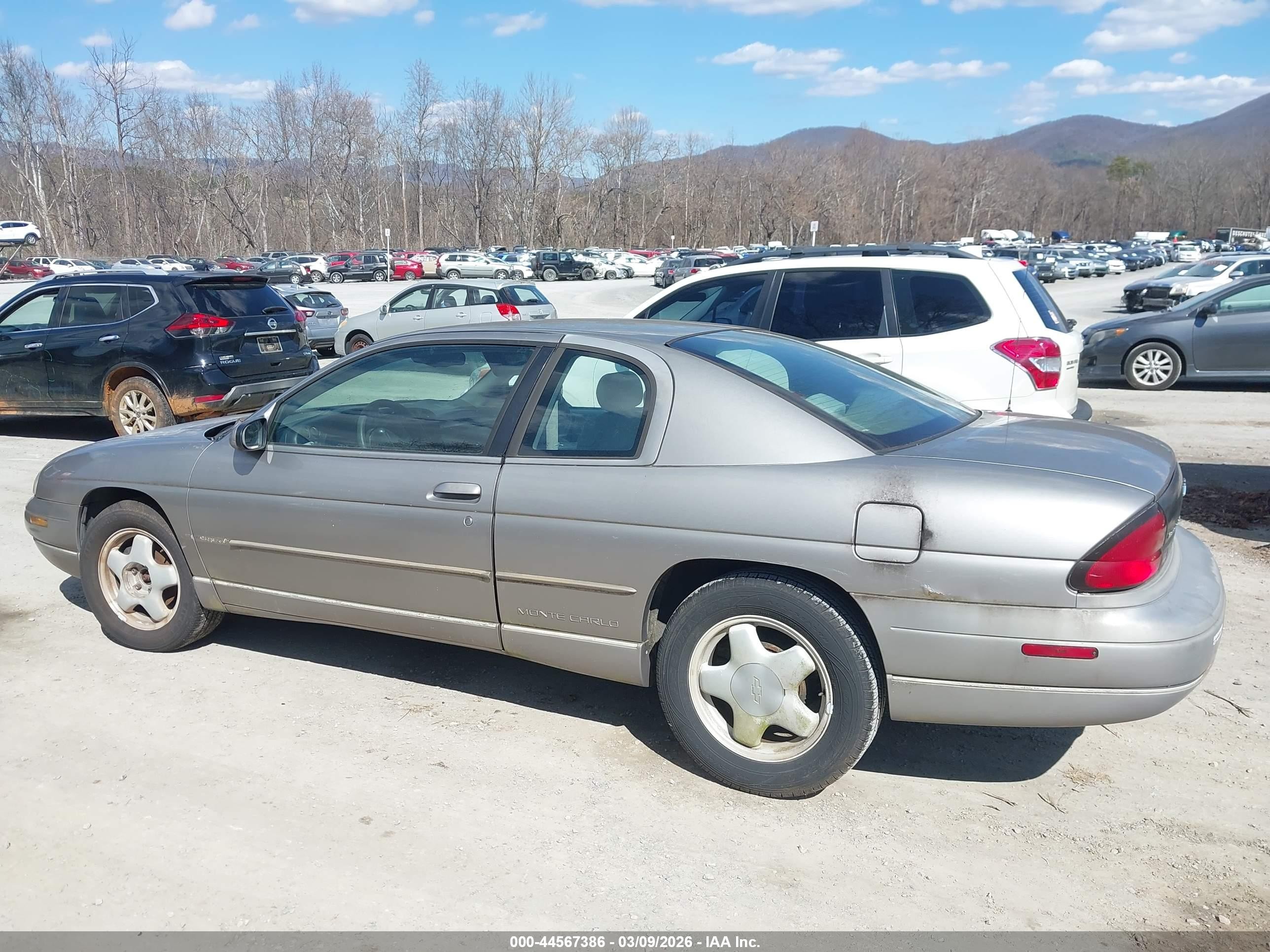 1997 Chevrolet Monte Carlo Ls Серебряный vin: 2G1WW12M7V9221177