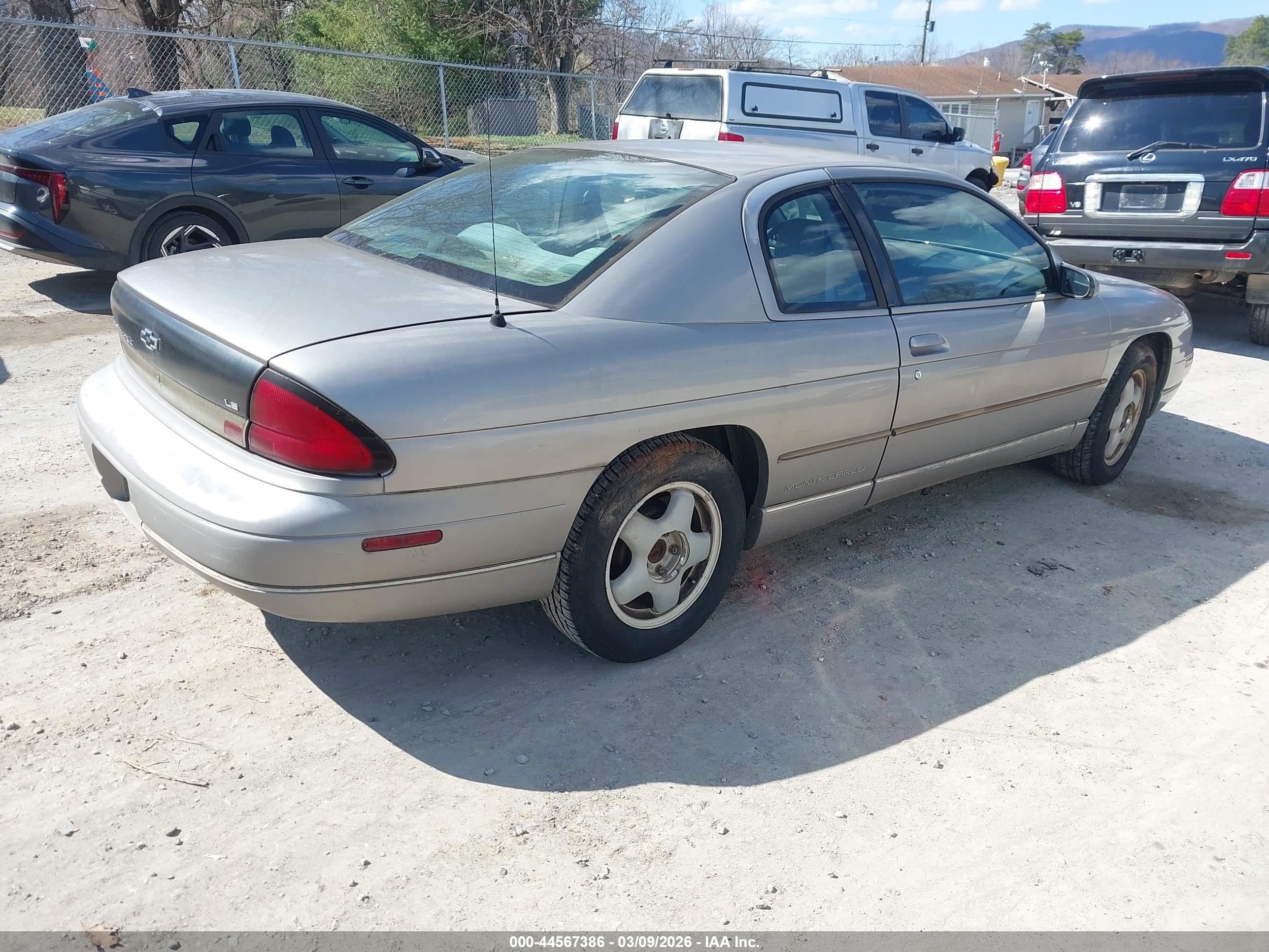 1997 Chevrolet Monte Carlo Ls Серебряный vin: 2G1WW12M7V9221177