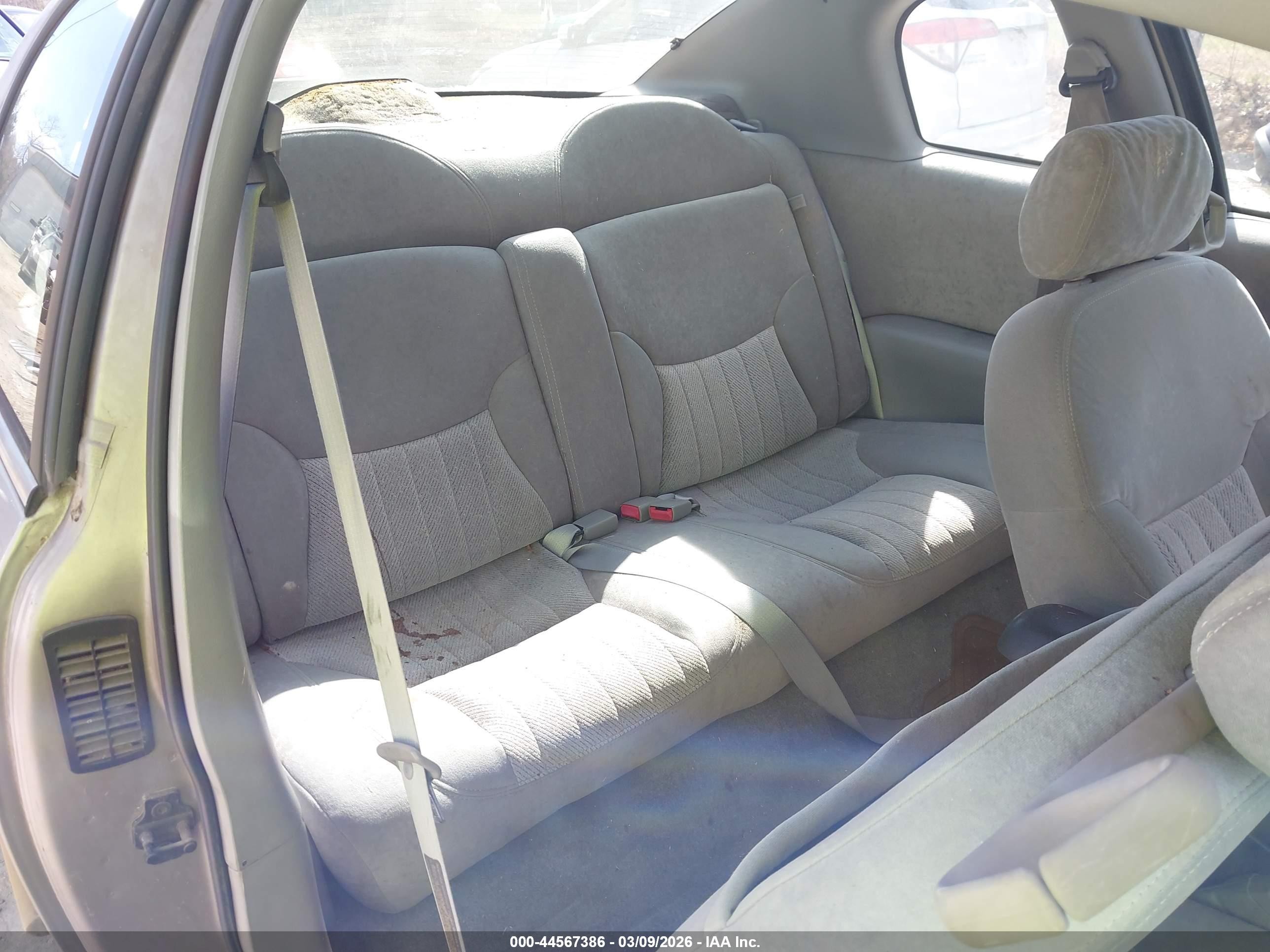 1997 Chevrolet Monte Carlo Ls Серебряный vin: 2G1WW12M7V9221177