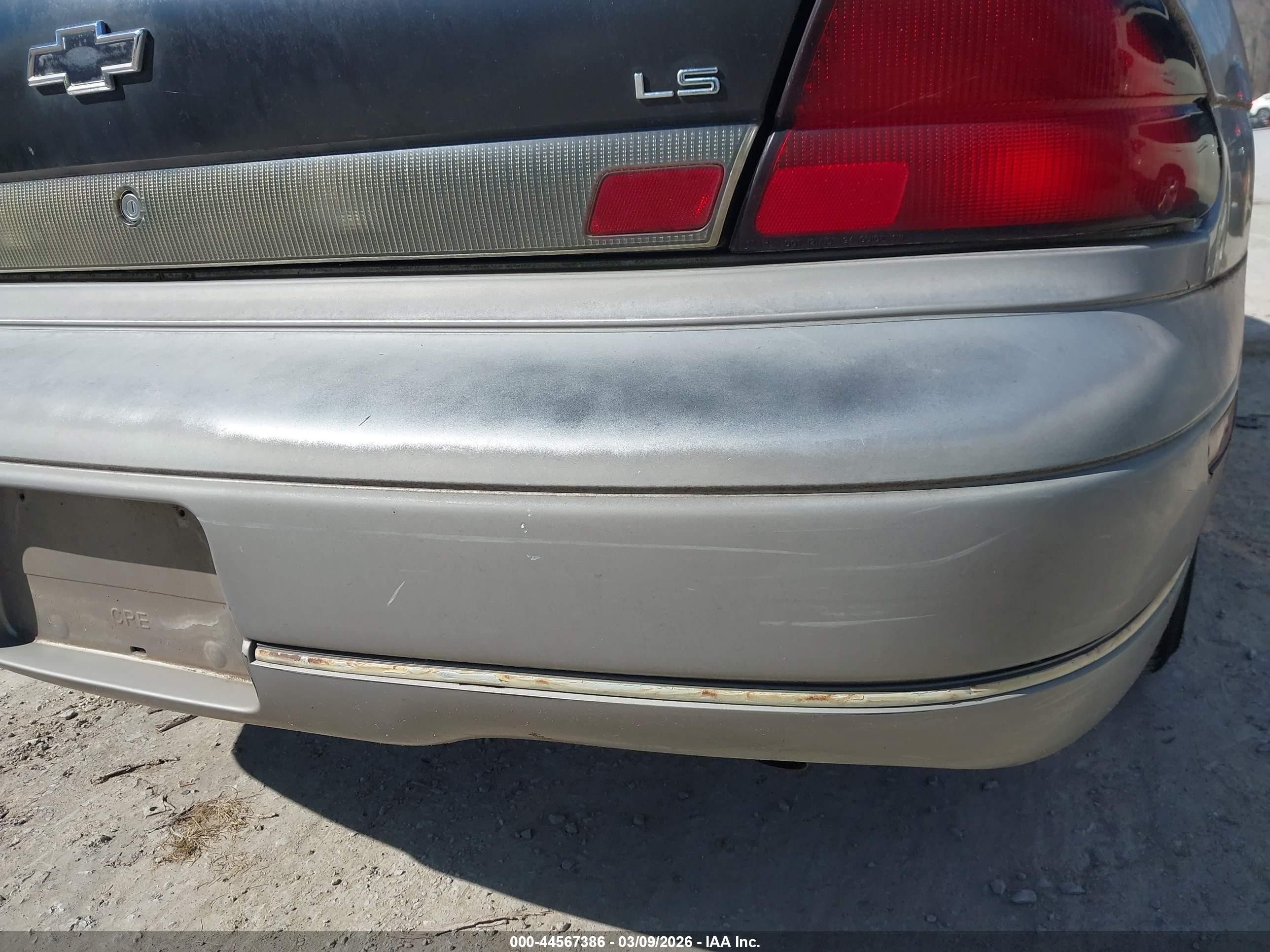 1997 Chevrolet Monte Carlo Ls Серебряный vin: 2G1WW12M7V9221177