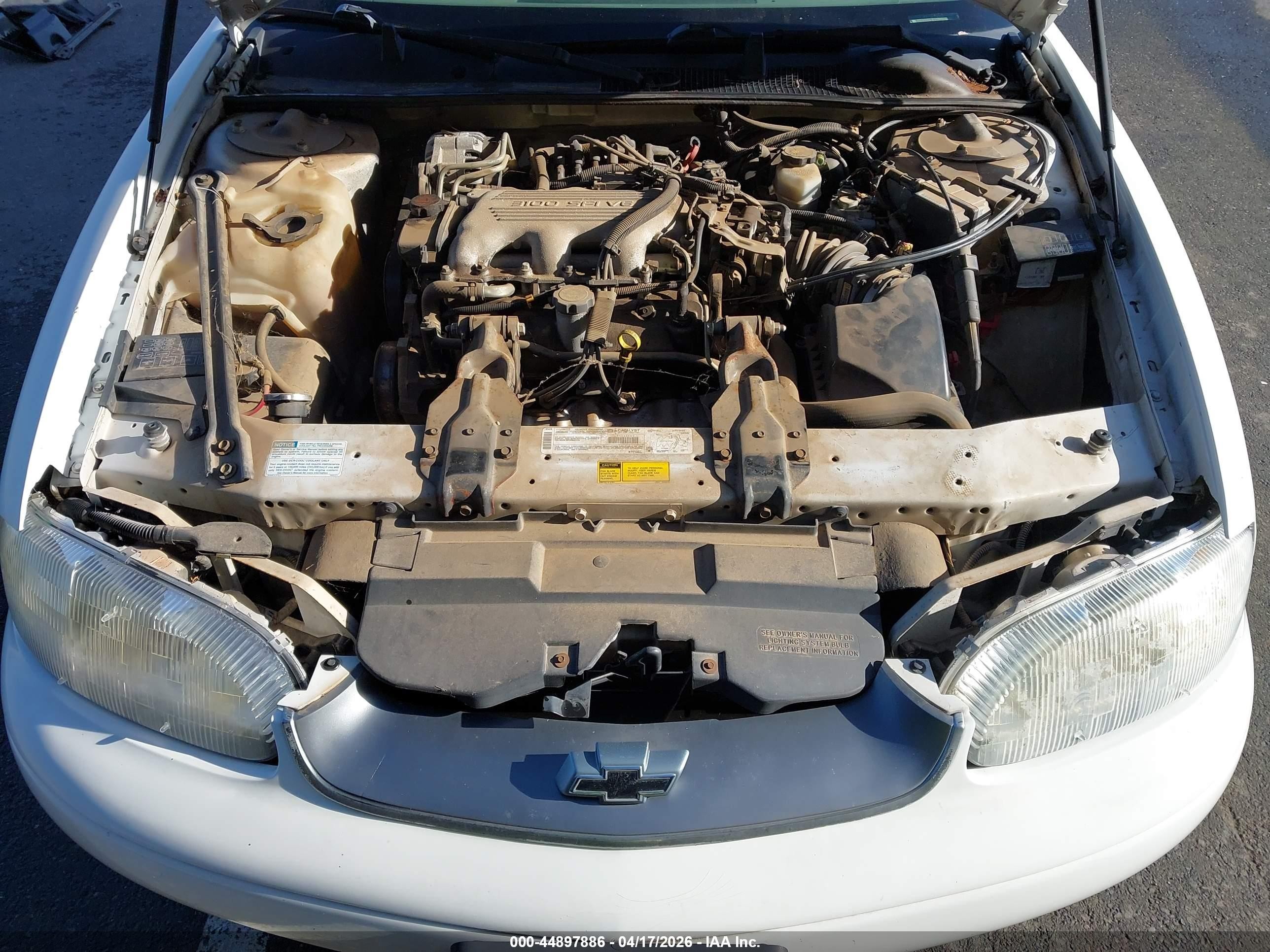 1999 Chevrolet Monte Carlo Ls White vin: 2G1WW12M7X9272097