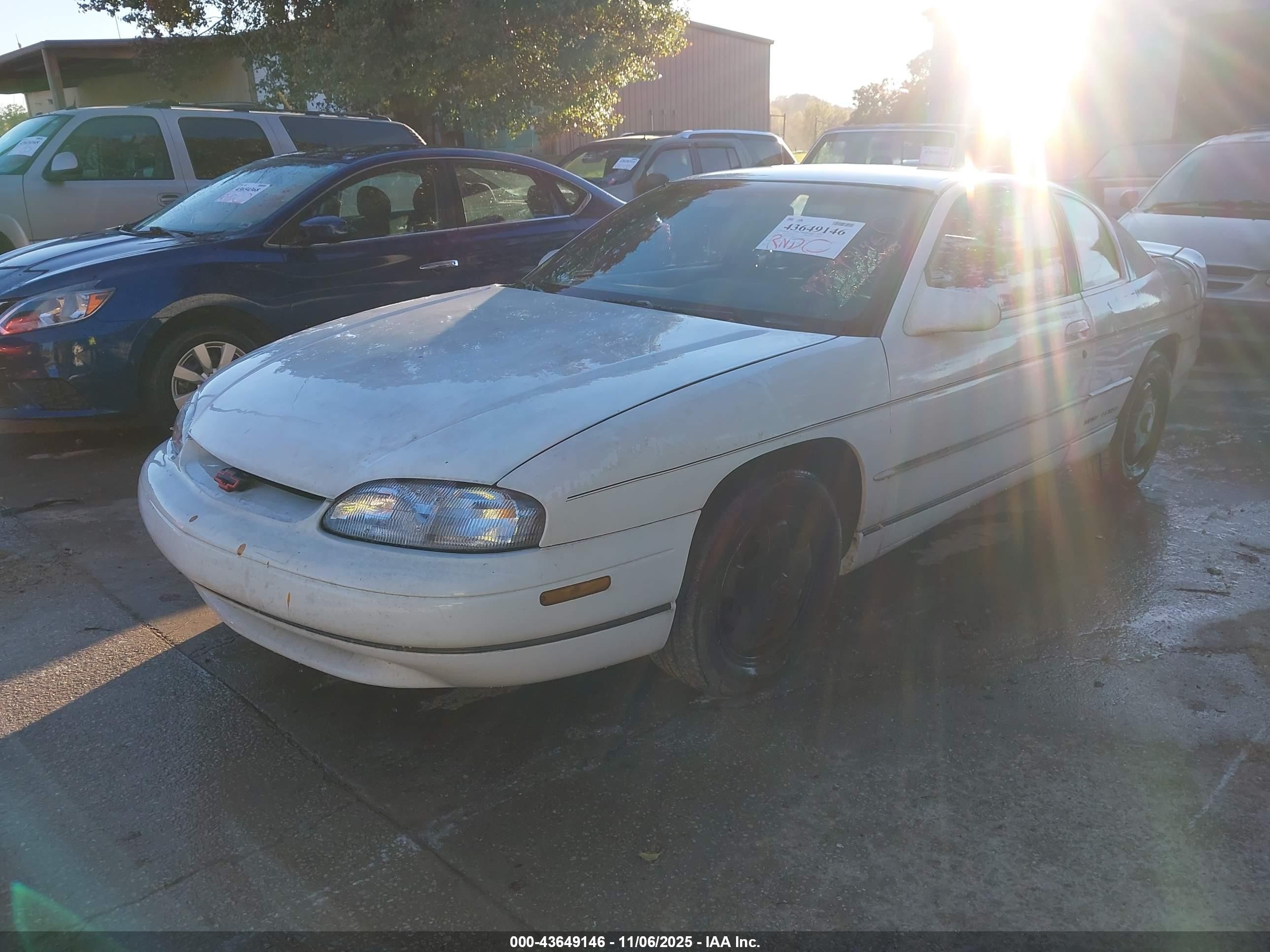 1998 Chevrolet Monte Carlo Z34 White vin: 2G1WX12K0W9300736