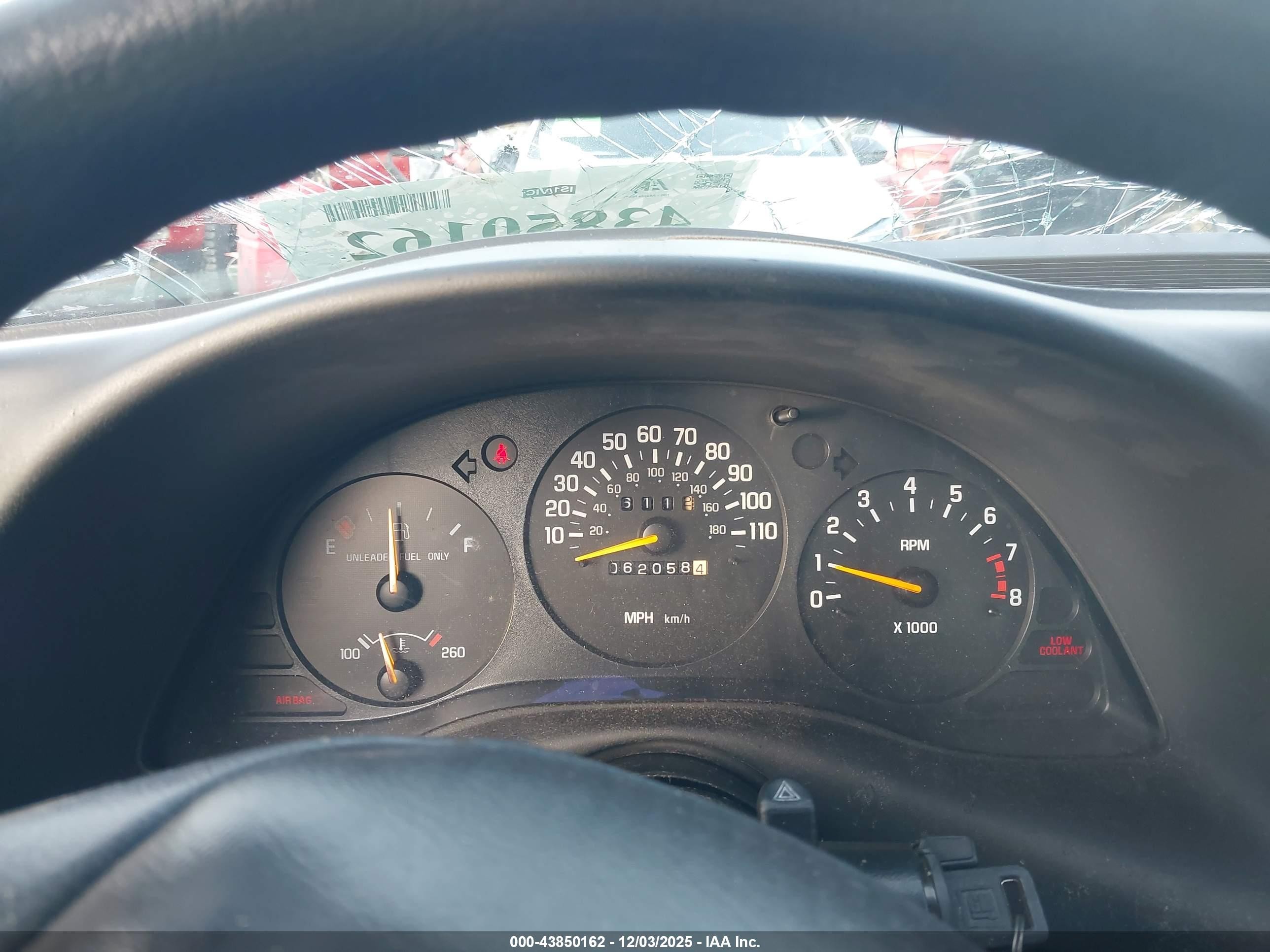1995 Chevrolet Monte Carlo Z34 Red vin: 2G1WX12X2S9324414